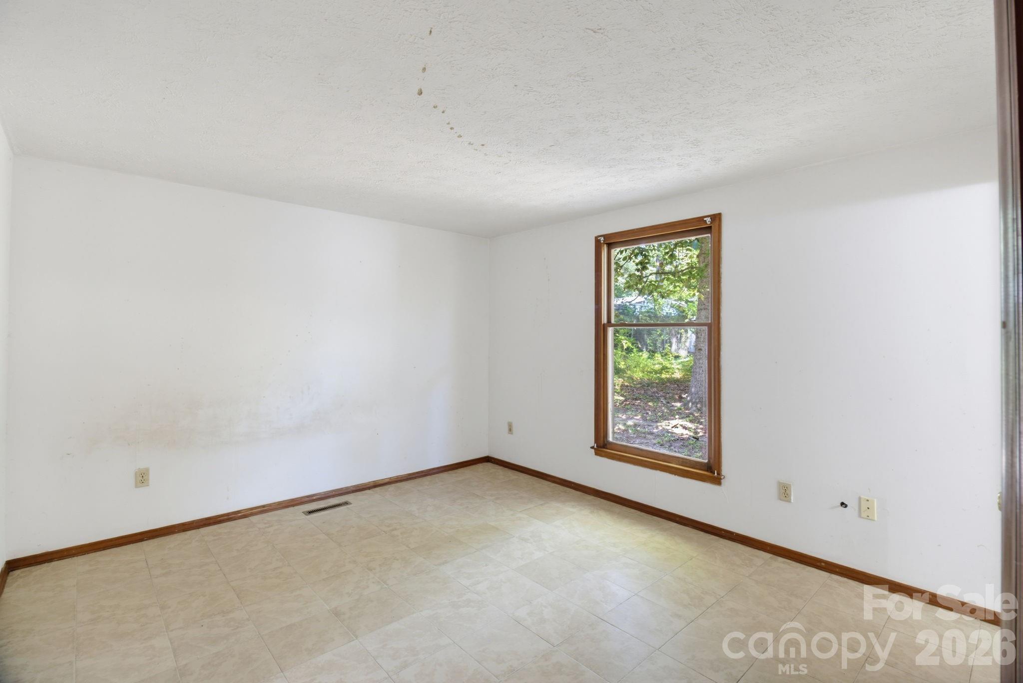 1719 Oneka Avenue — High Point