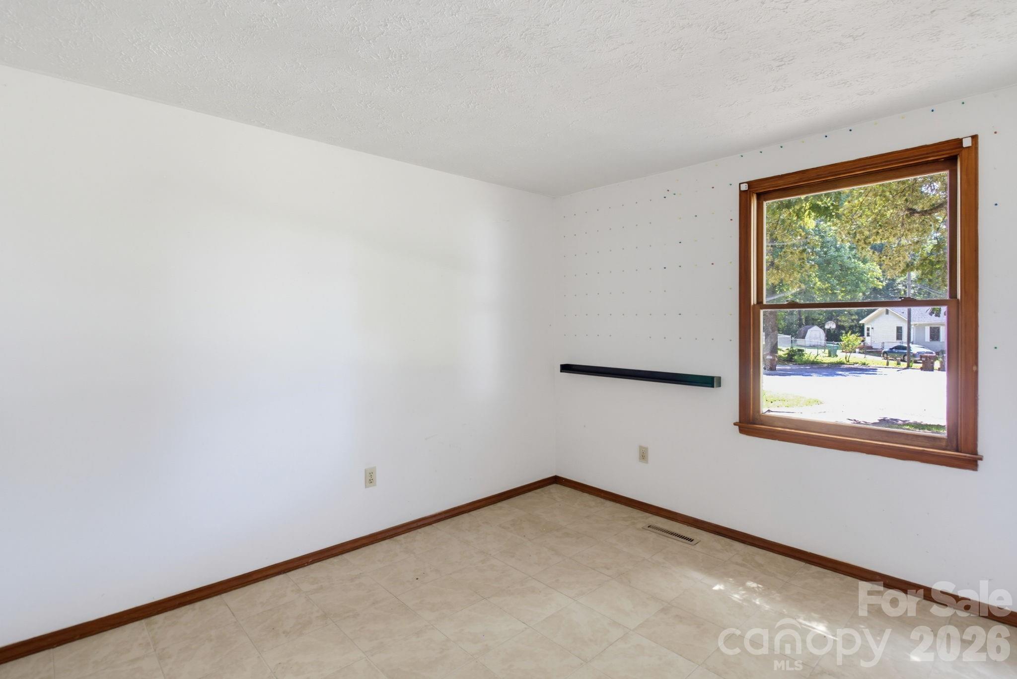 1719 Oneka Avenue — High Point