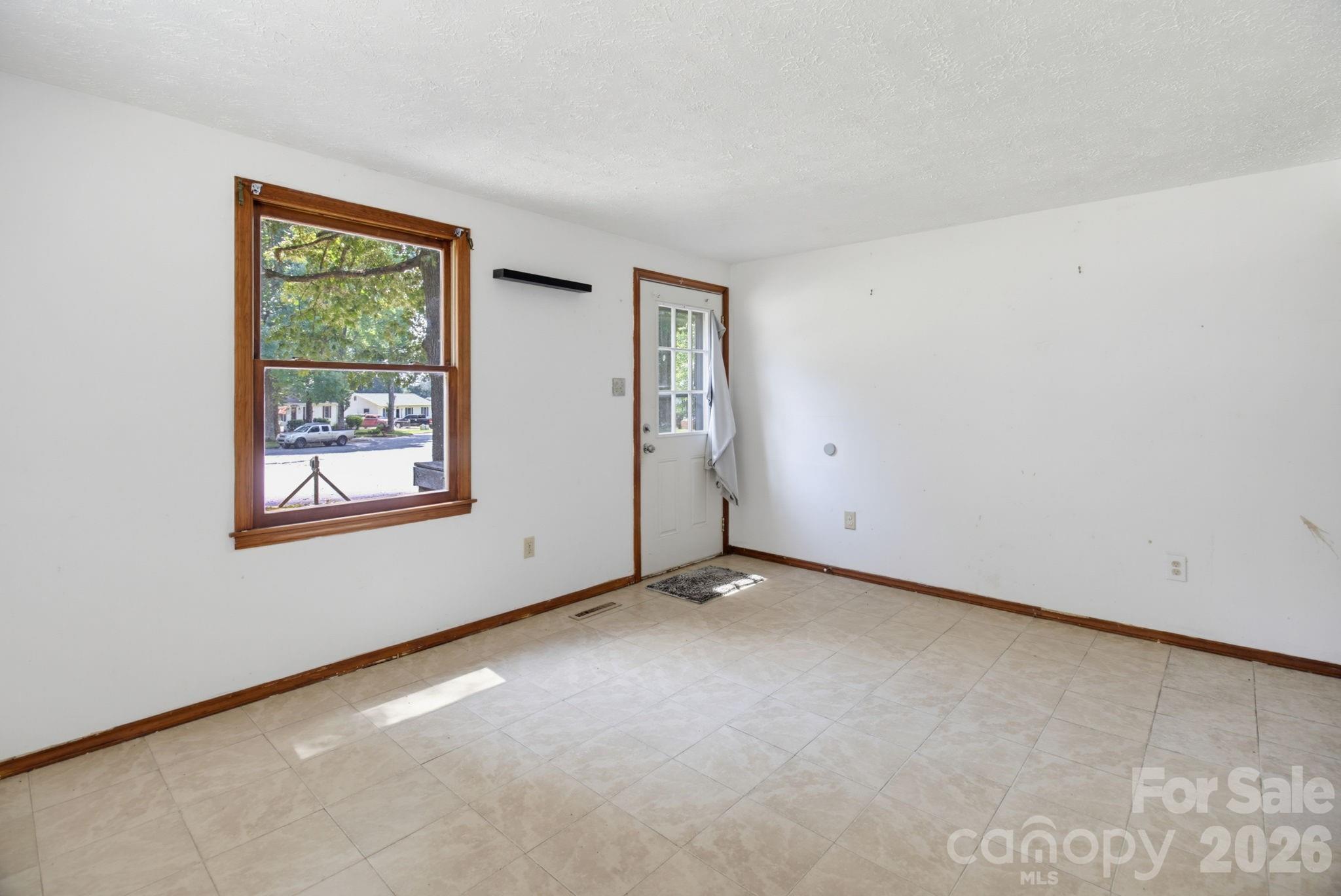 1719 Oneka Avenue — High Point