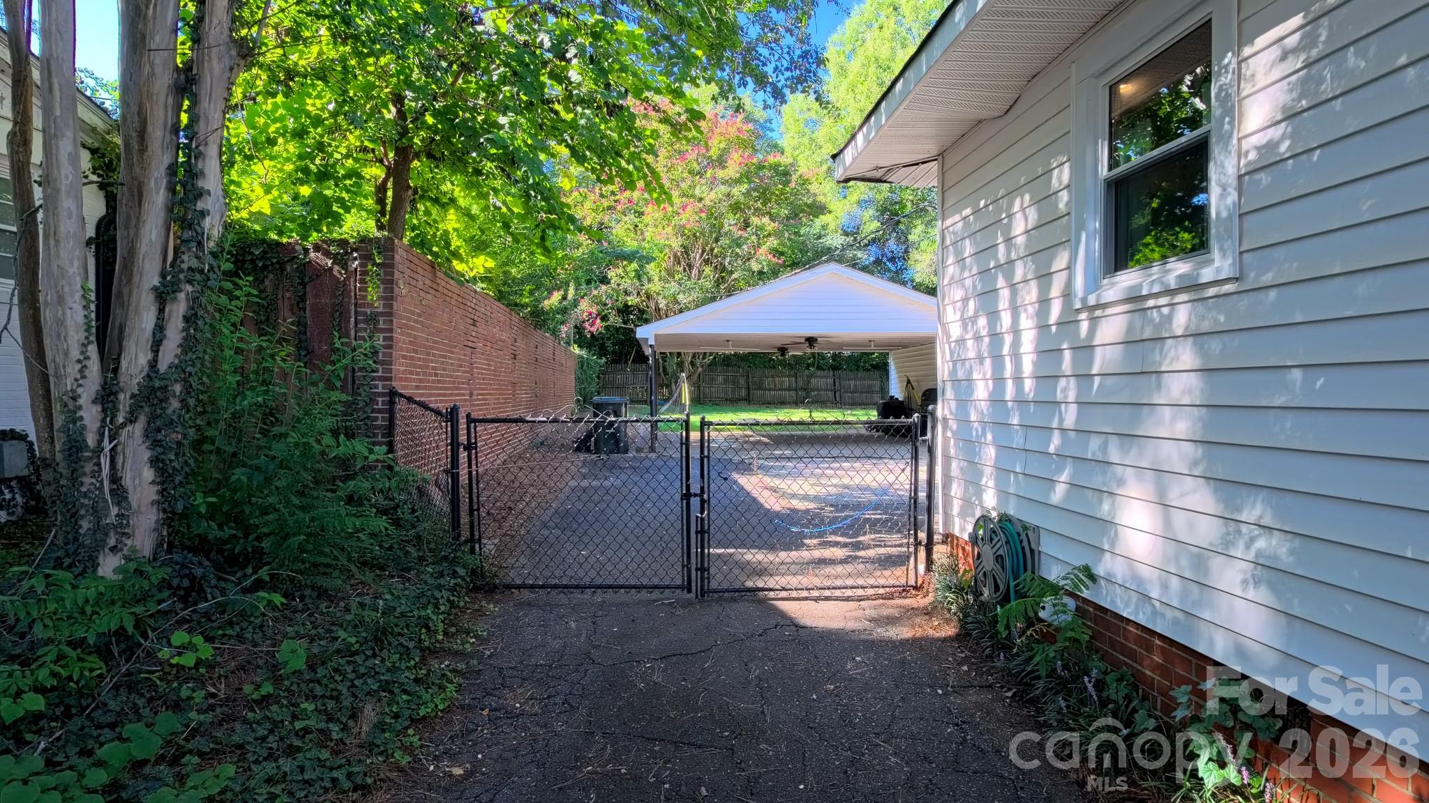 1131 Richmond Drive — Rock Hill