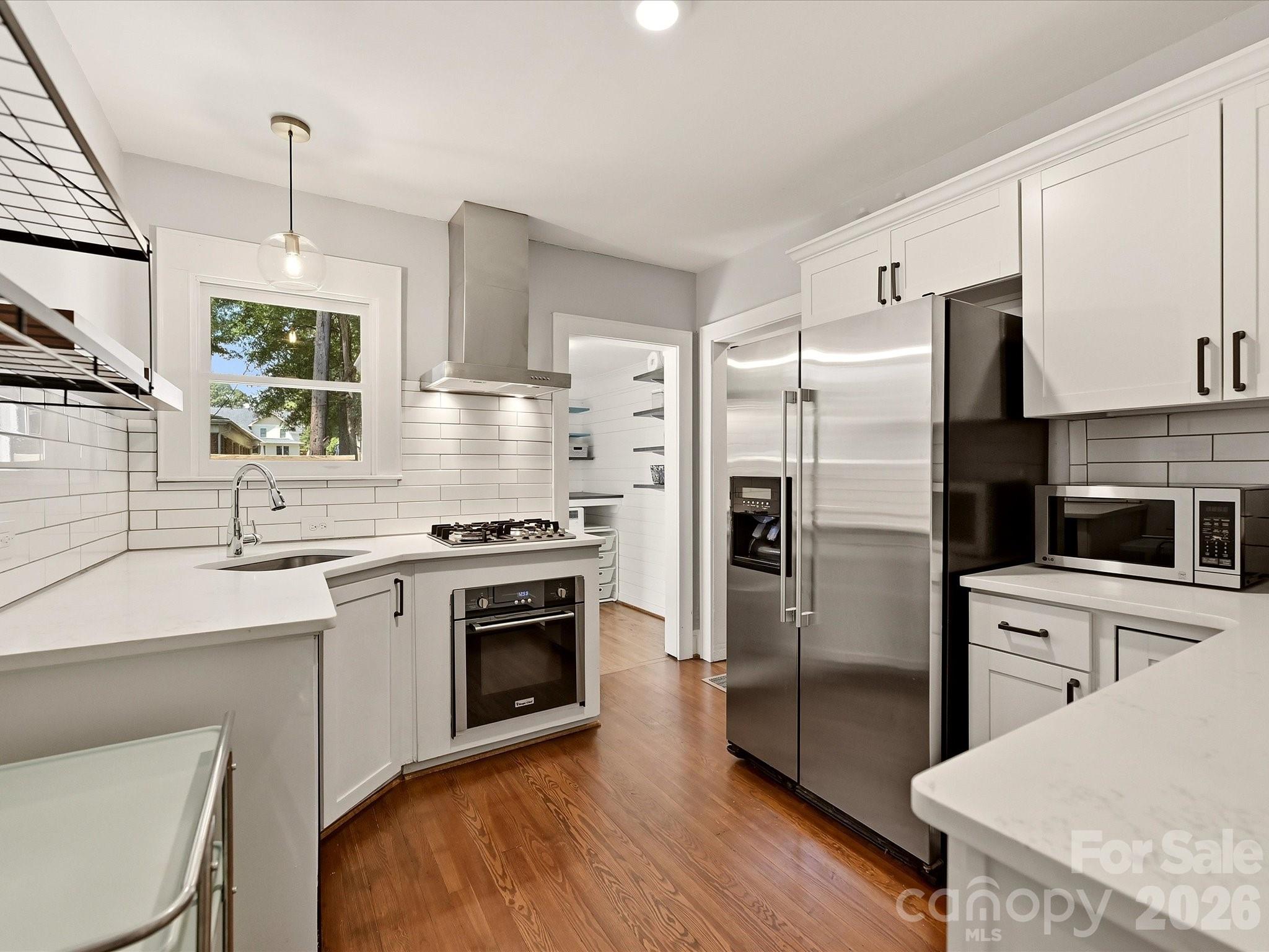 1812 Hall Avenue — Charlotte
