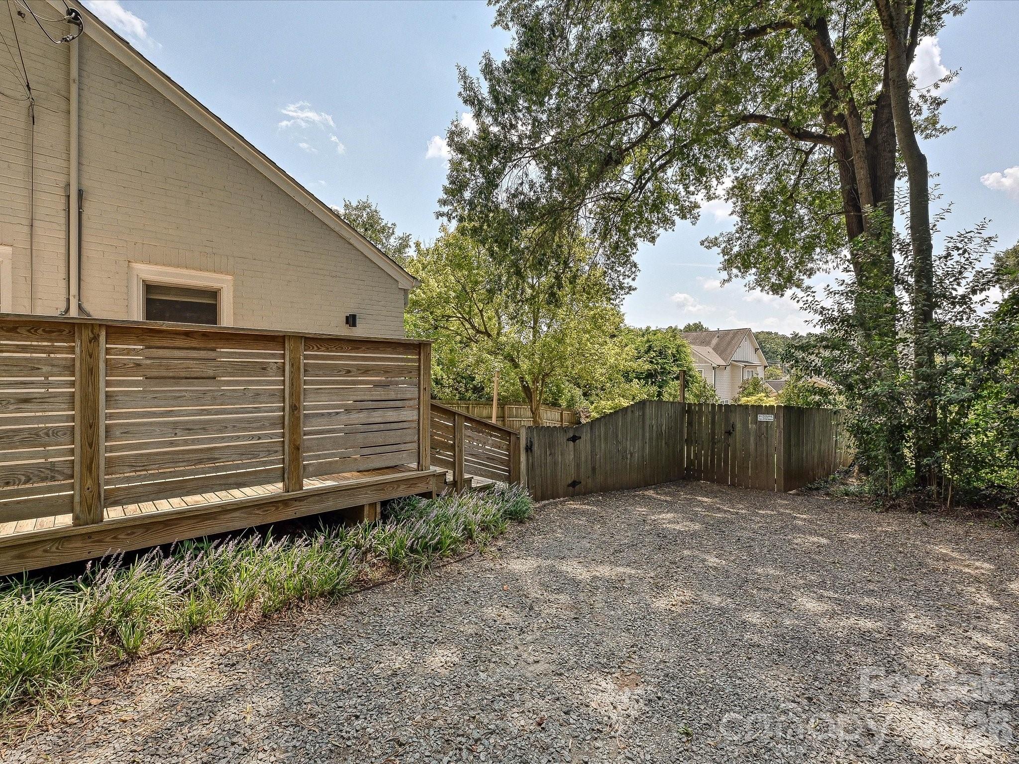 1812 Hall Avenue — Charlotte