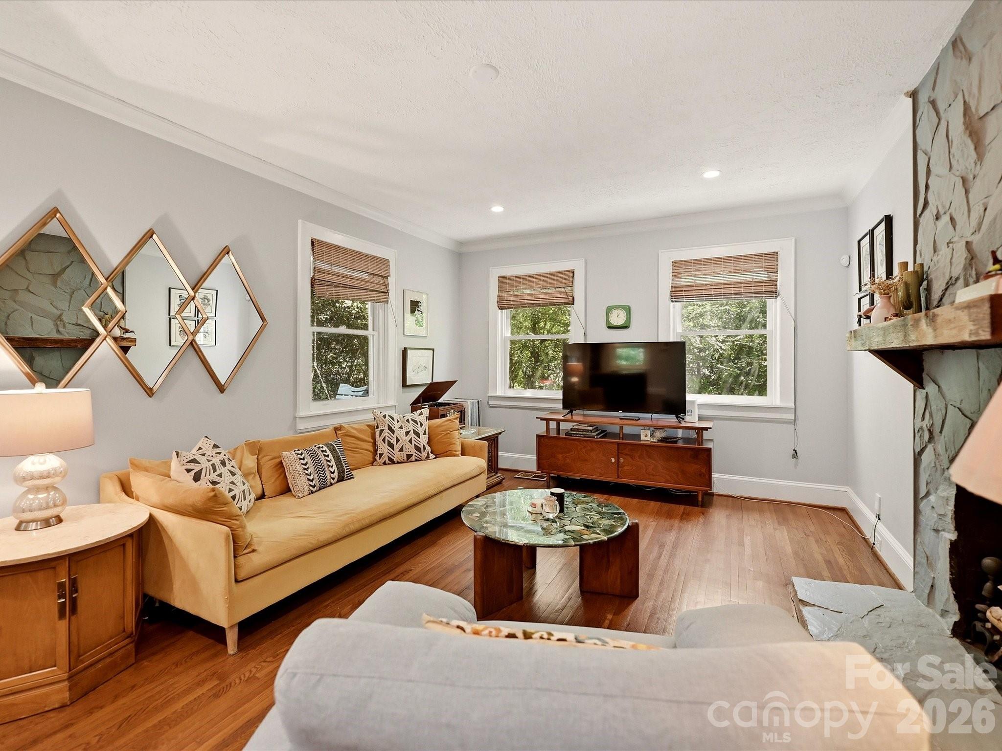 1812 Hall Avenue — Charlotte