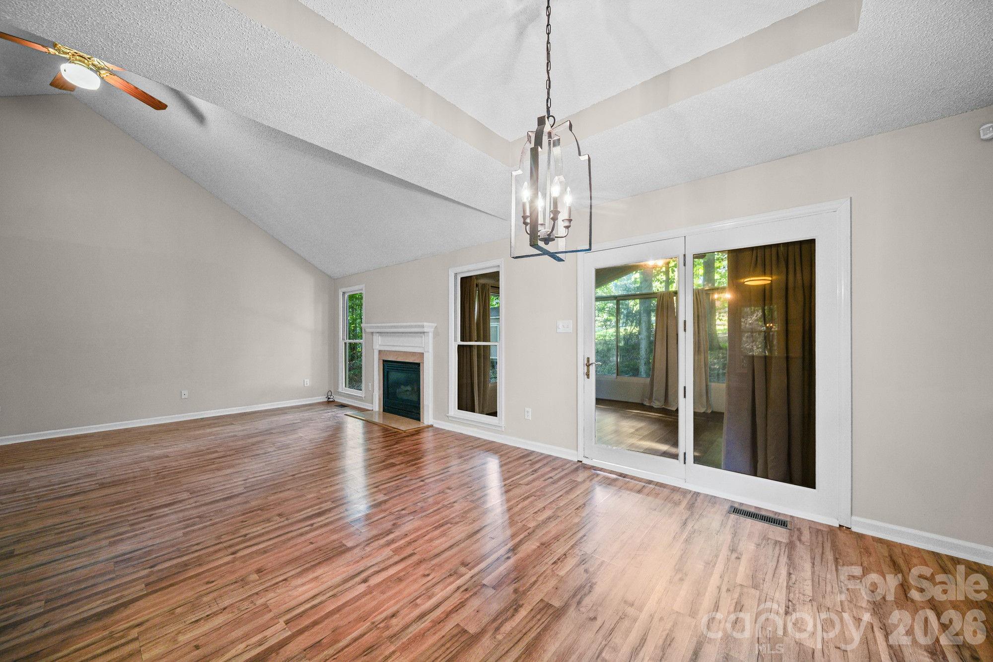 821 Deer Path Place — Mooresville