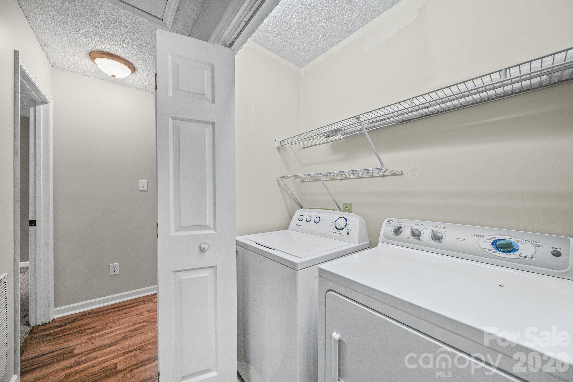821 Deer Path Place — Mooresville