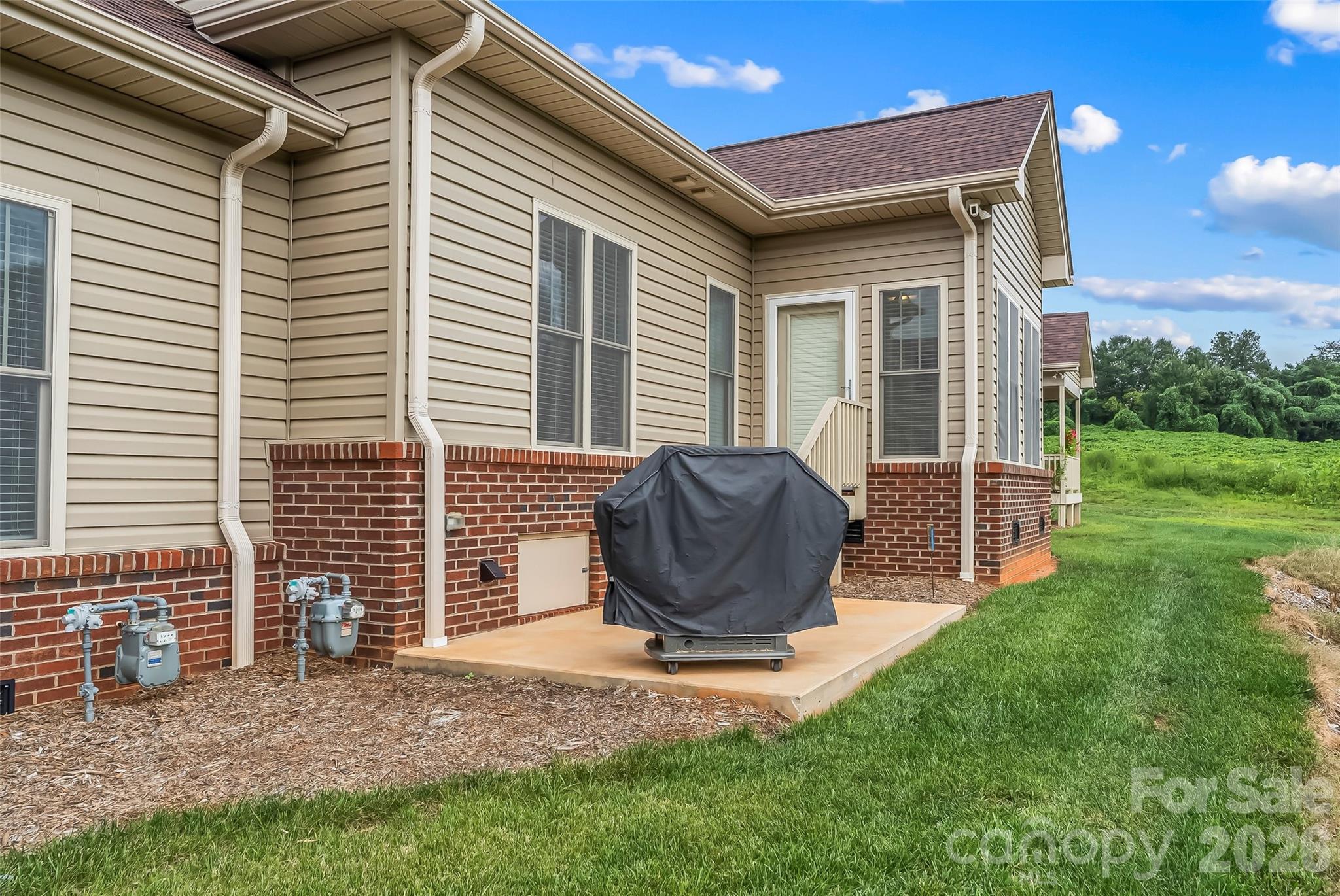 962 Trial Place — Newton