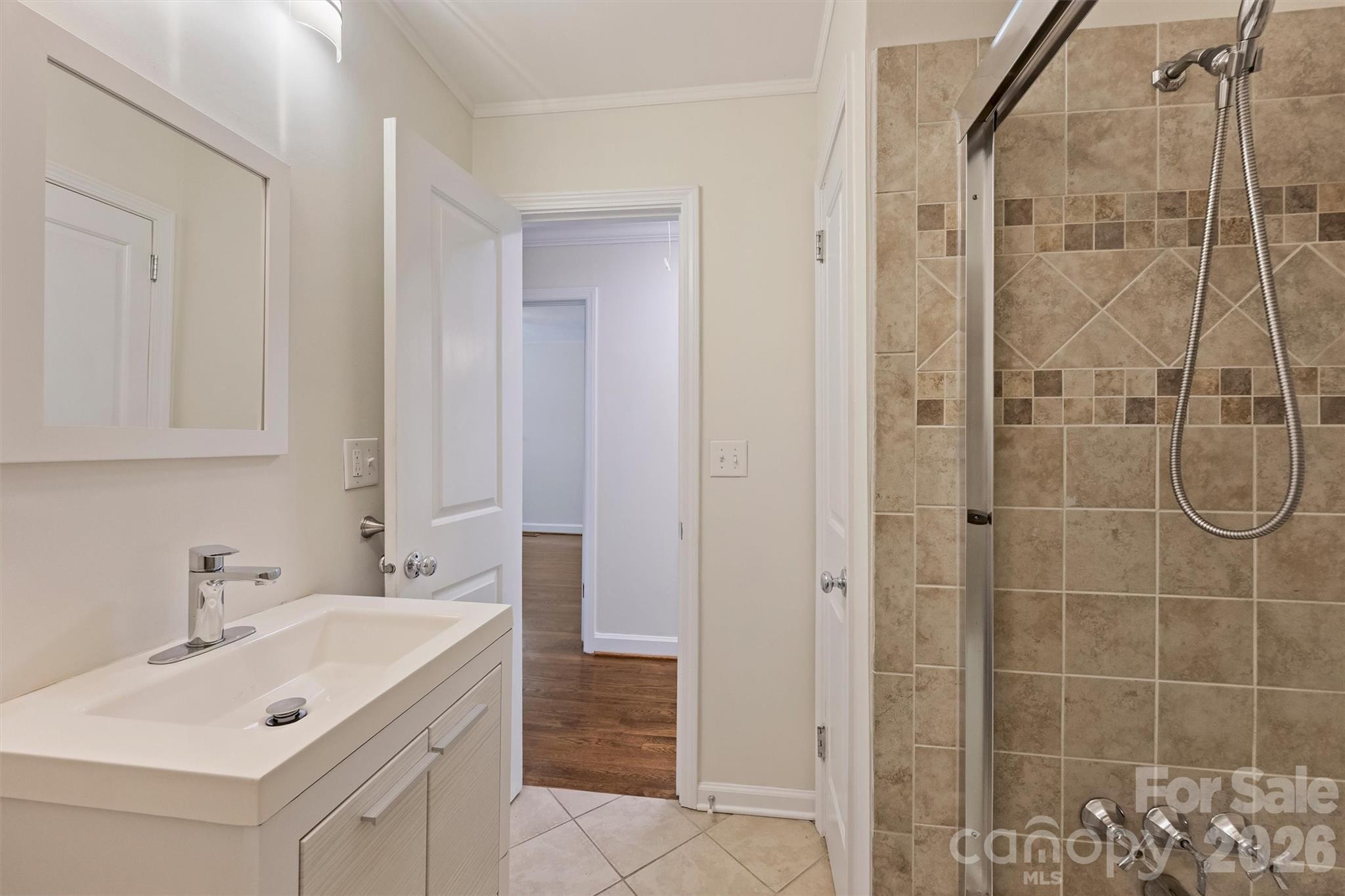 4824 Gilmore Drive — Charlotte