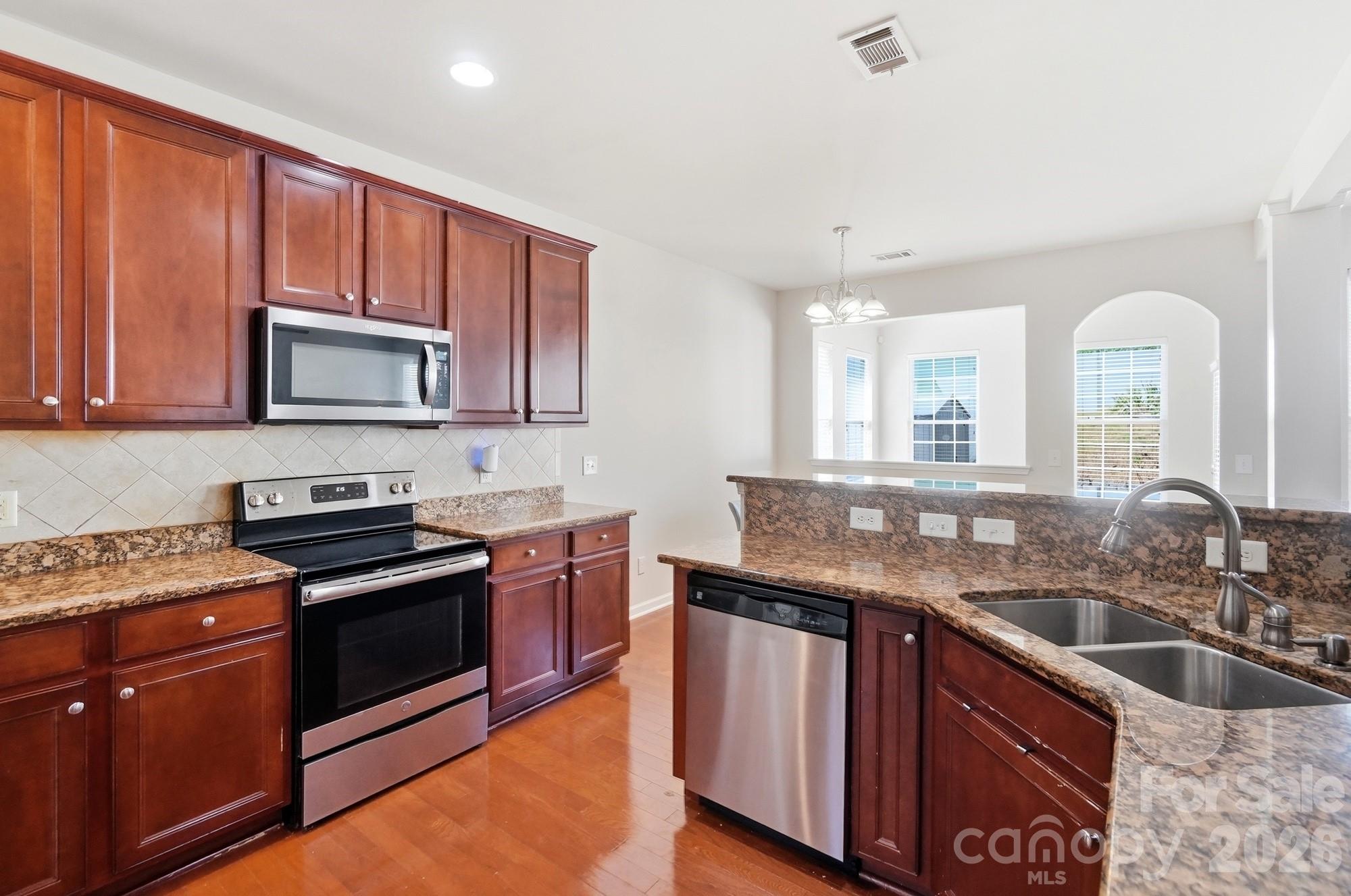 324 Minitree Lane — Charlotte