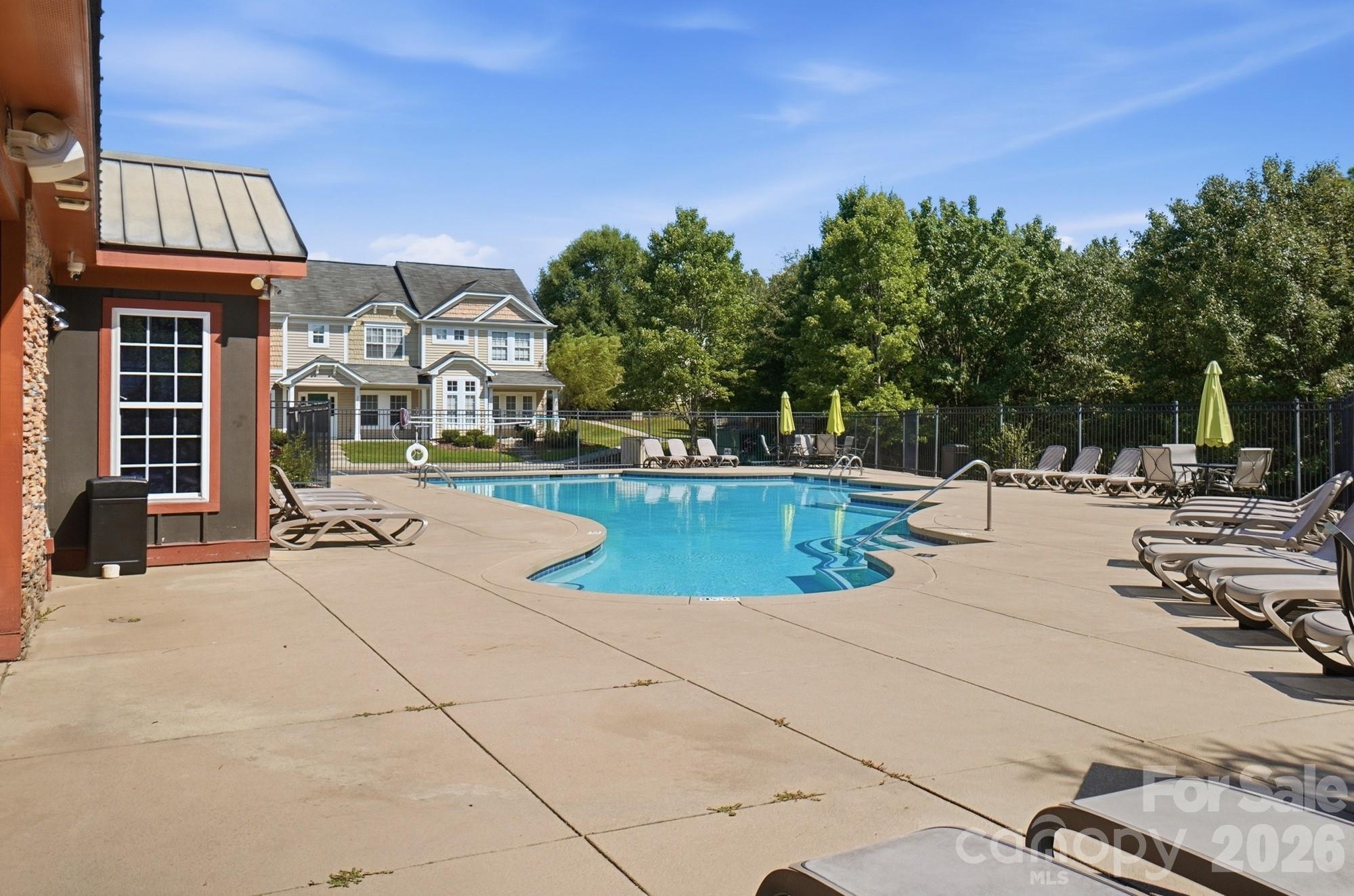 324 Minitree Lane — Charlotte
