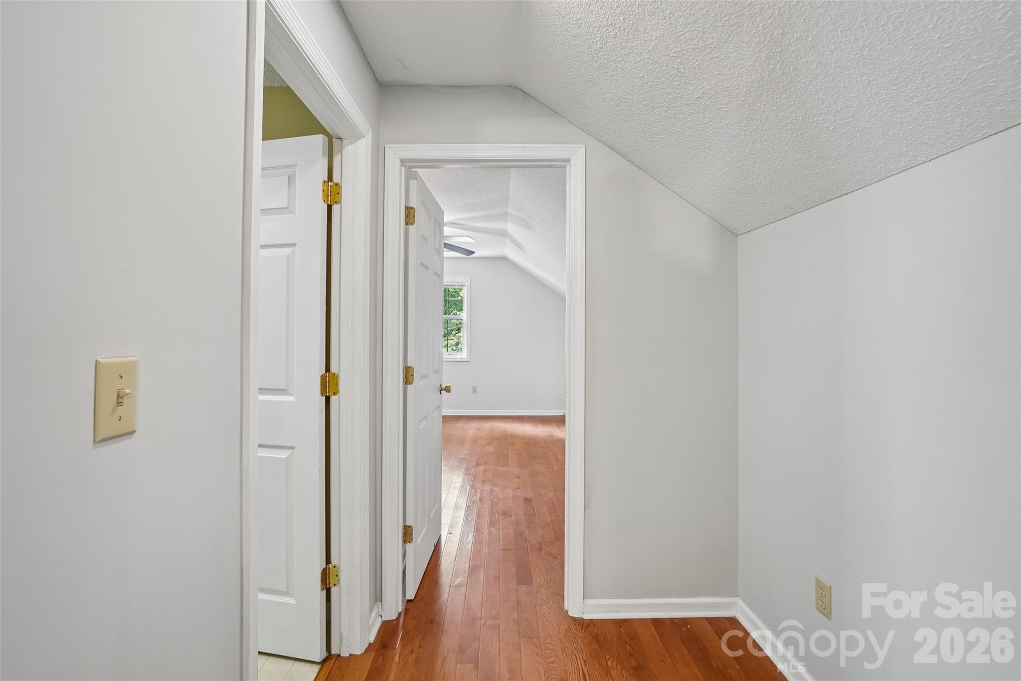 506 Fox Hollow Lane — Mills River