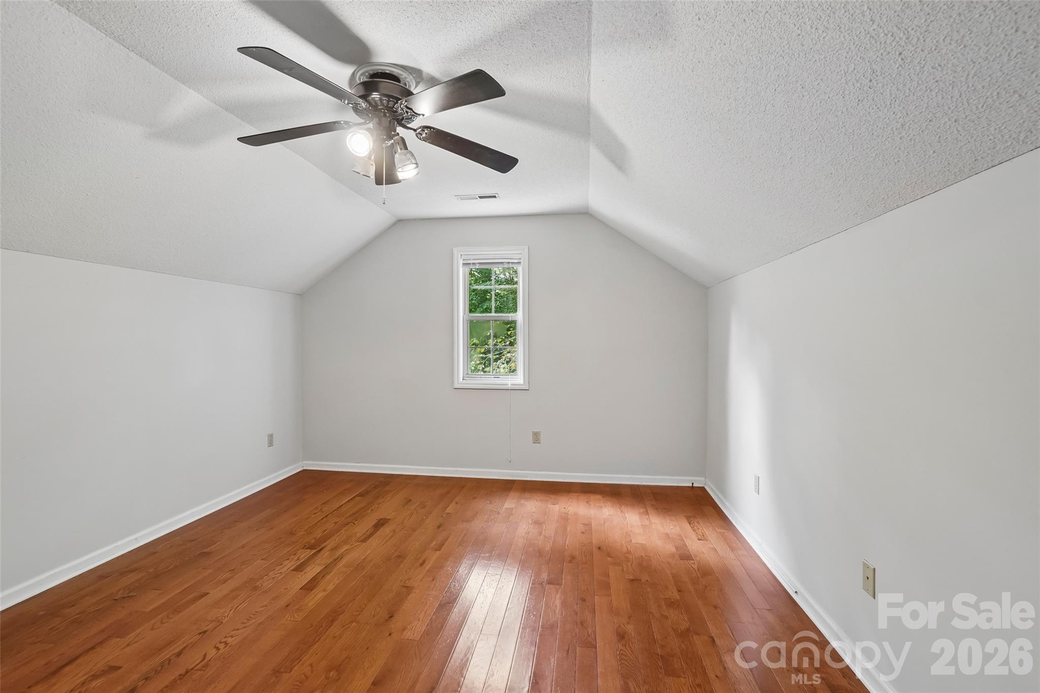 506 Fox Hollow Lane — Mills River