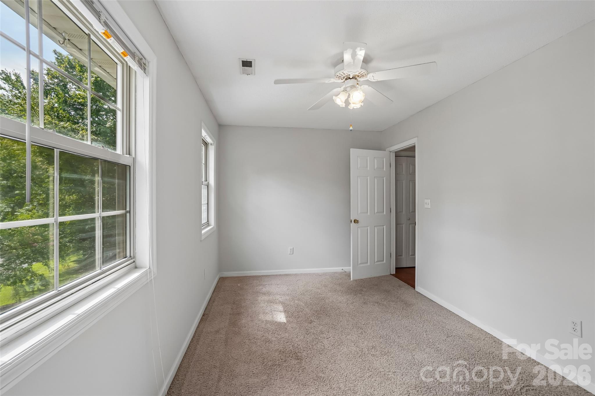 506 Fox Hollow Lane — Mills River
