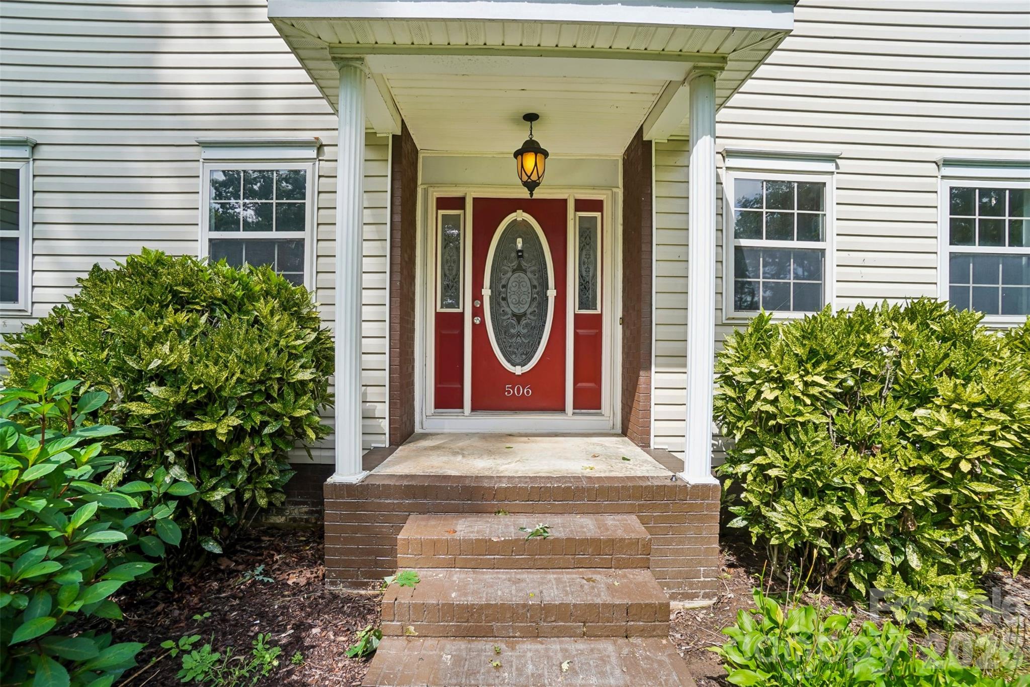 506 Fox Hollow Lane — Mills River
