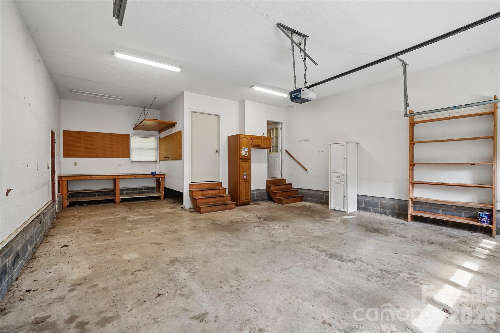 506 Fox Hollow Lane — Mills River