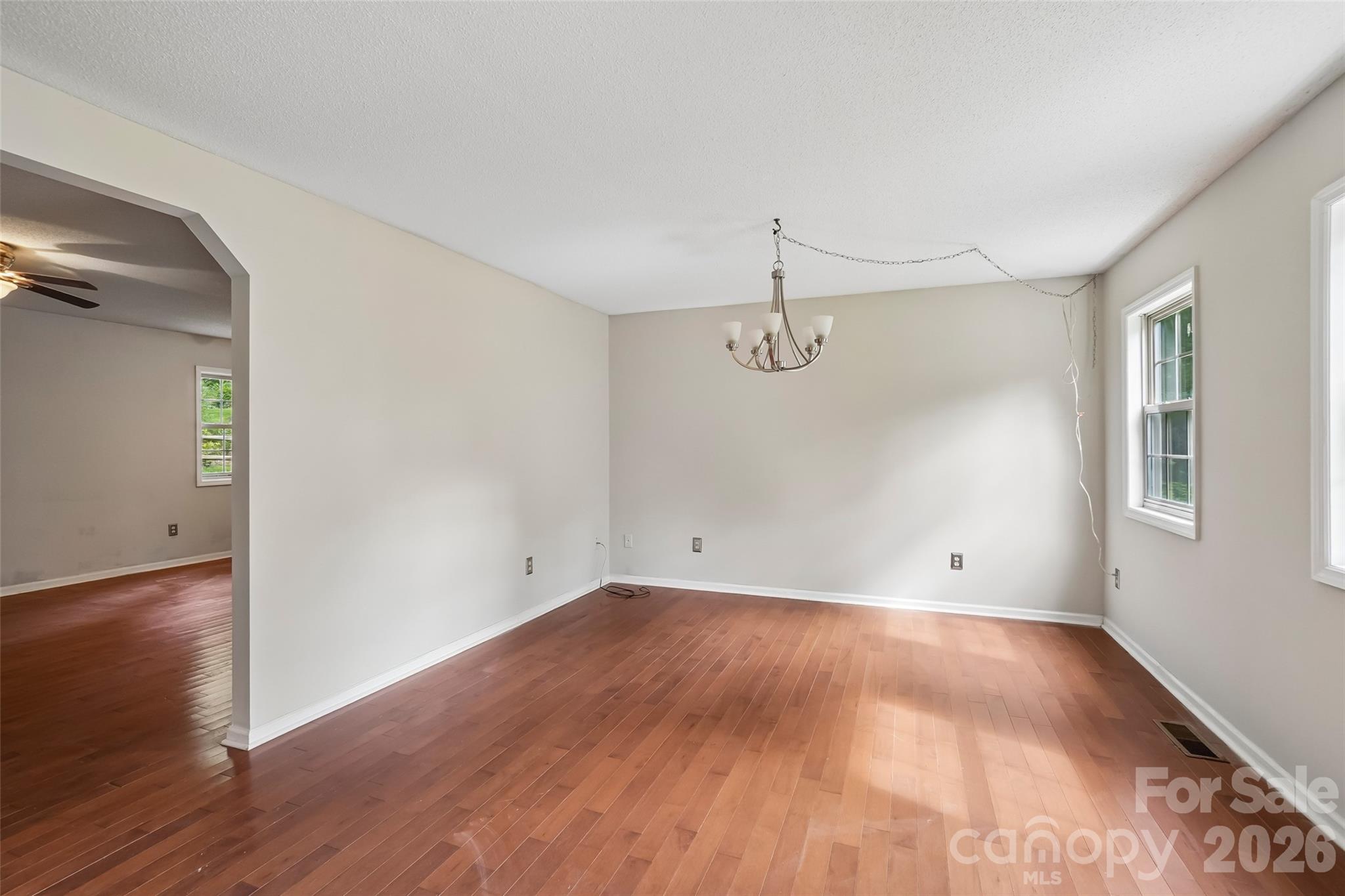 506 Fox Hollow Lane — Mills River