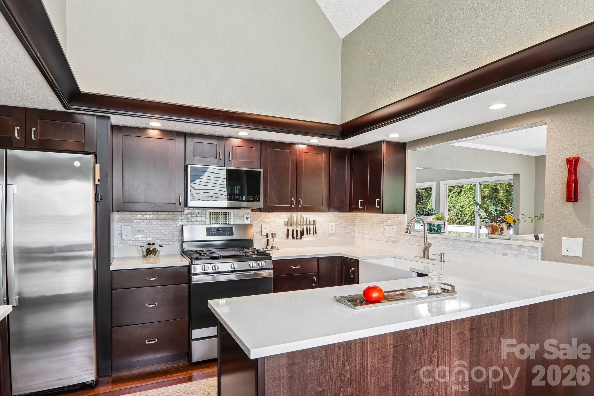 146 Overlook Drive — Flat Rock