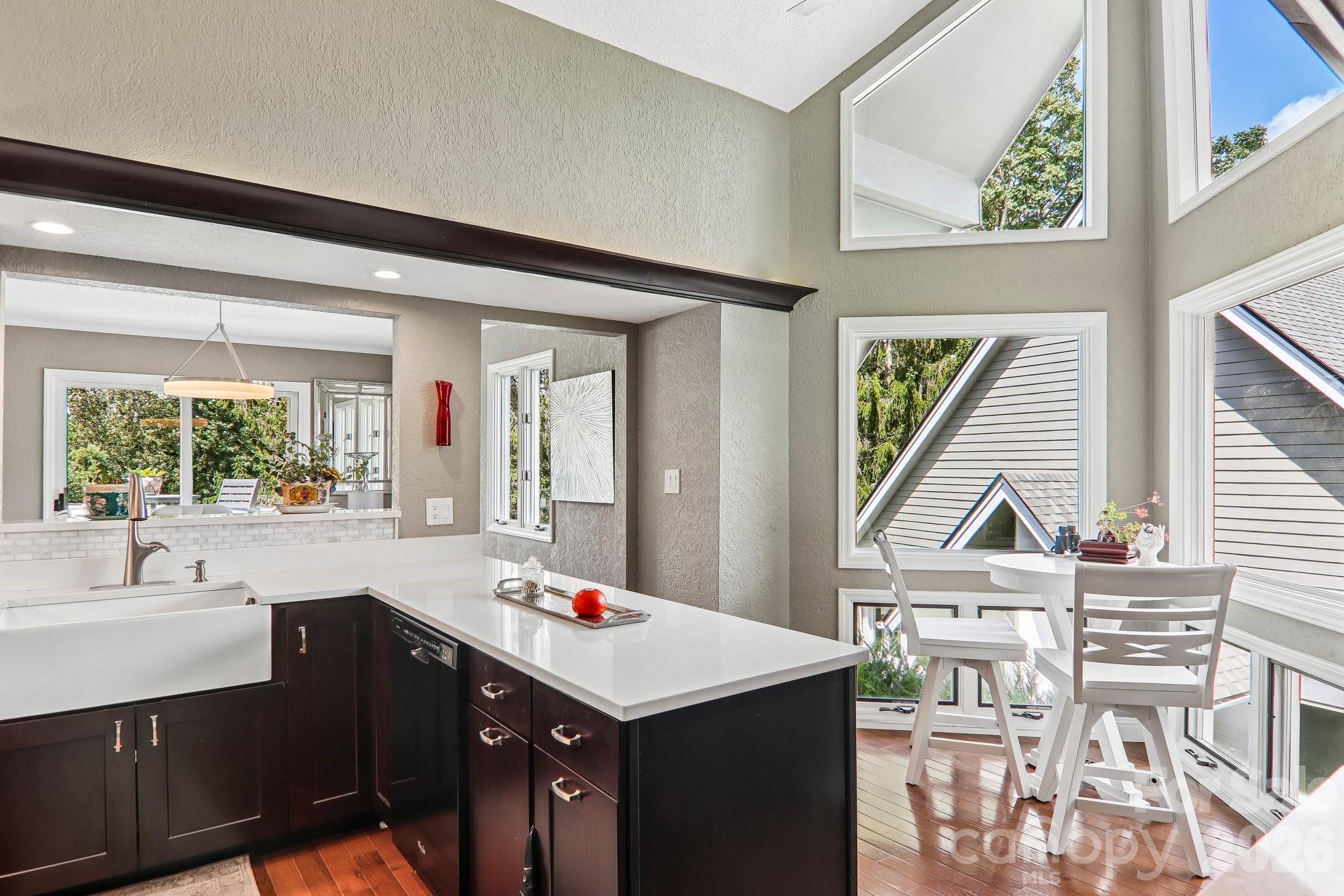 146 Overlook Drive — Flat Rock