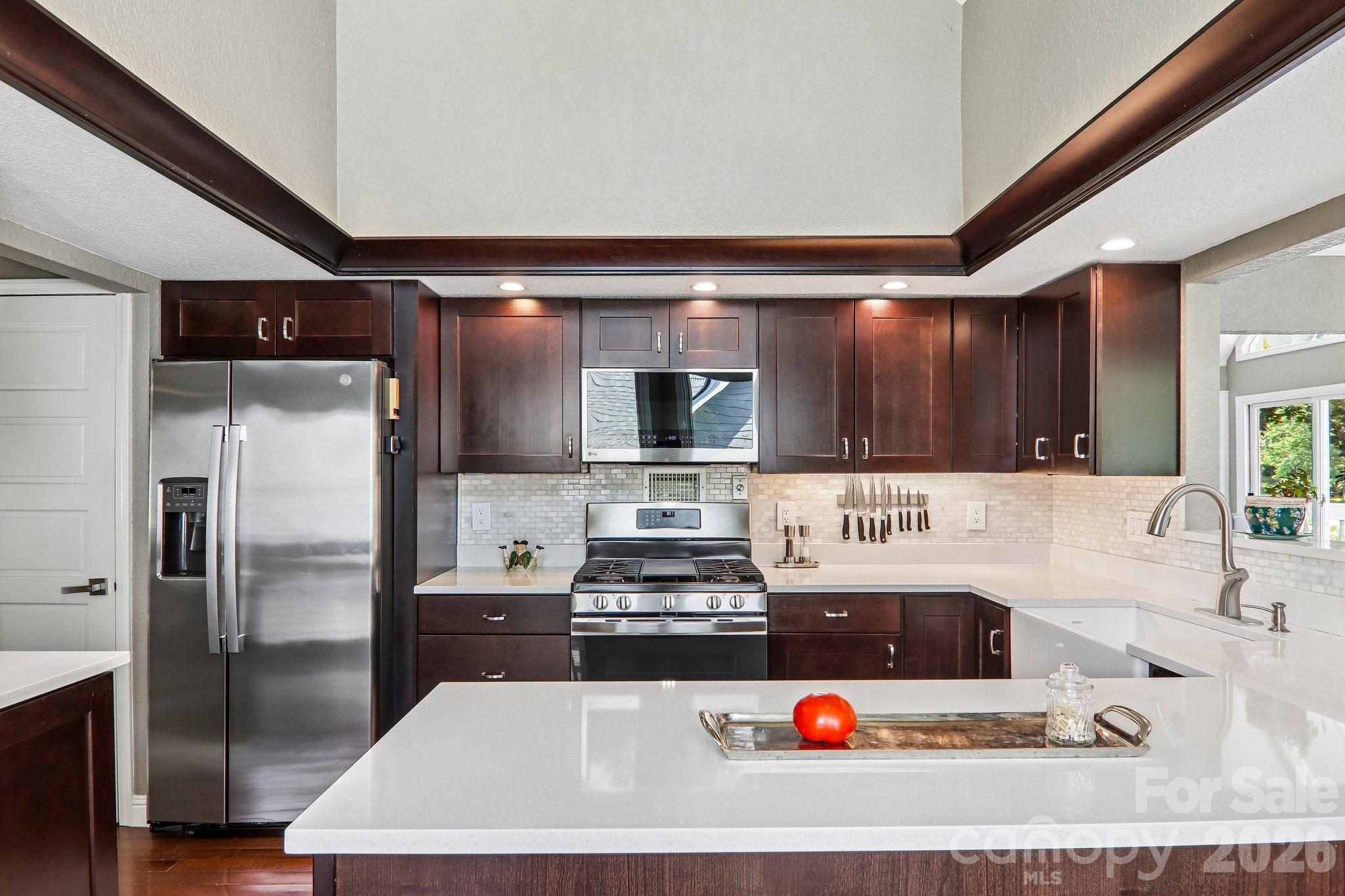 146 Overlook Drive — Flat Rock