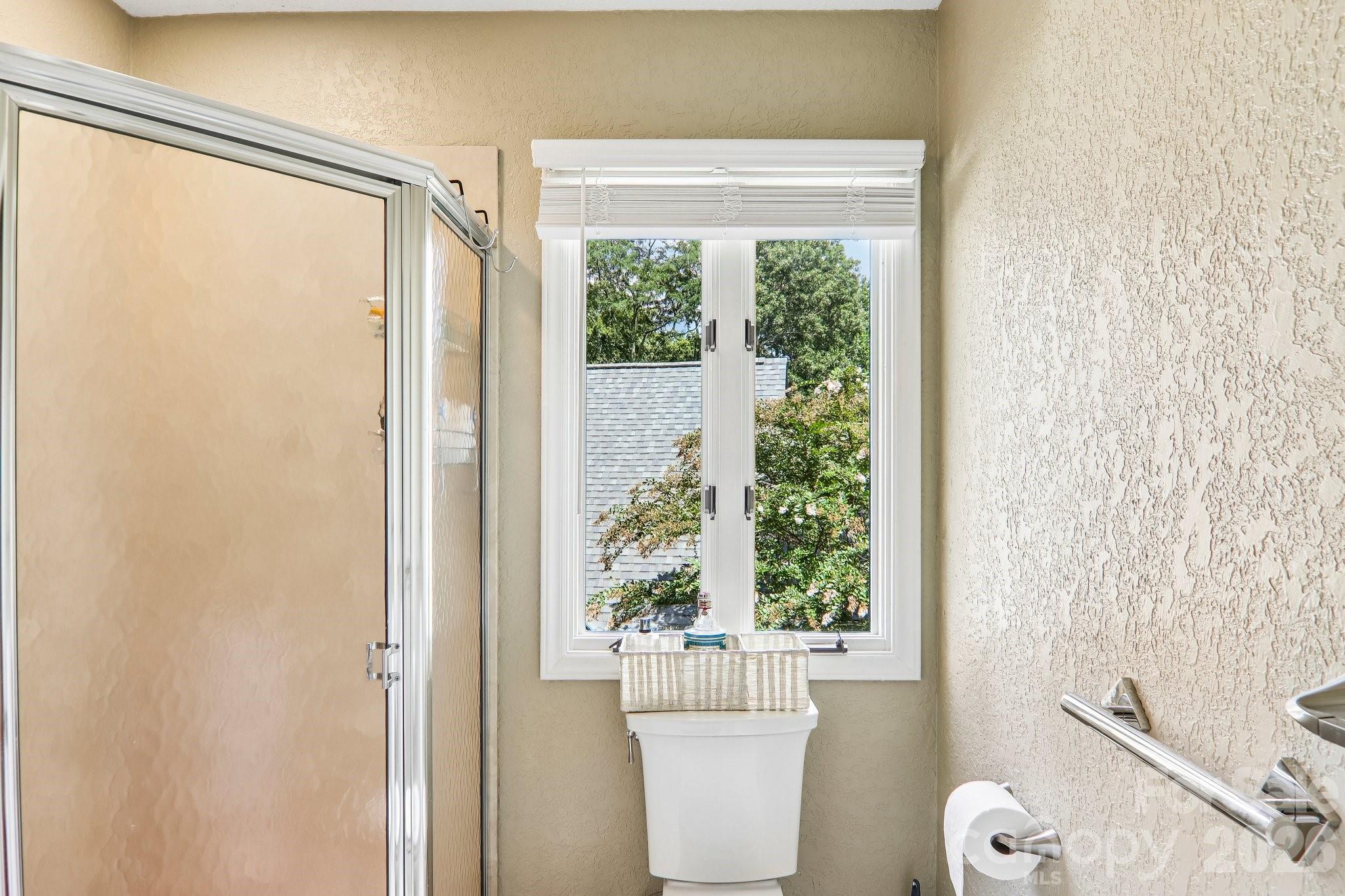 146 Overlook Drive — Flat Rock