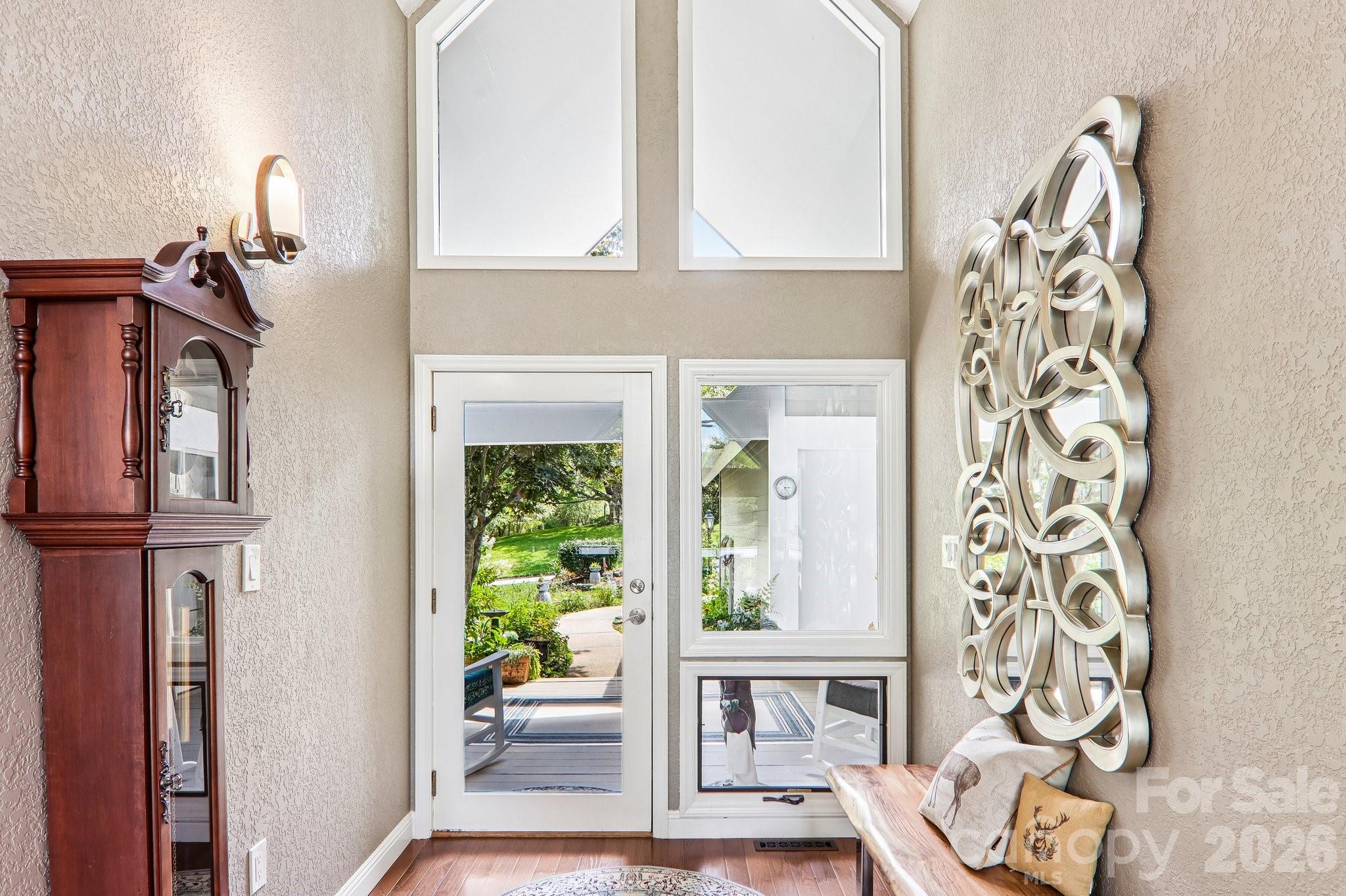 146 Overlook Drive — Flat Rock