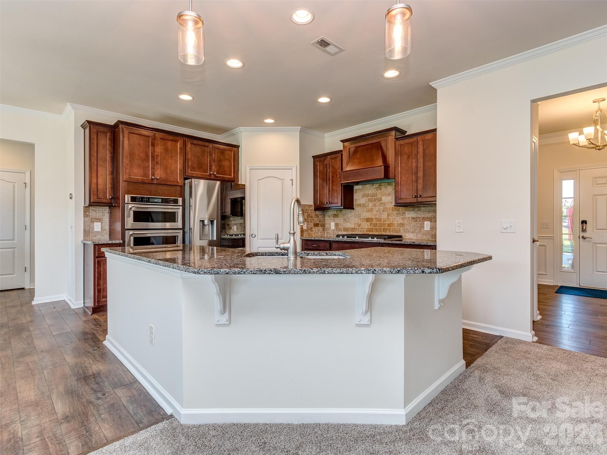 10433 Honeyfur Court — Charlotte