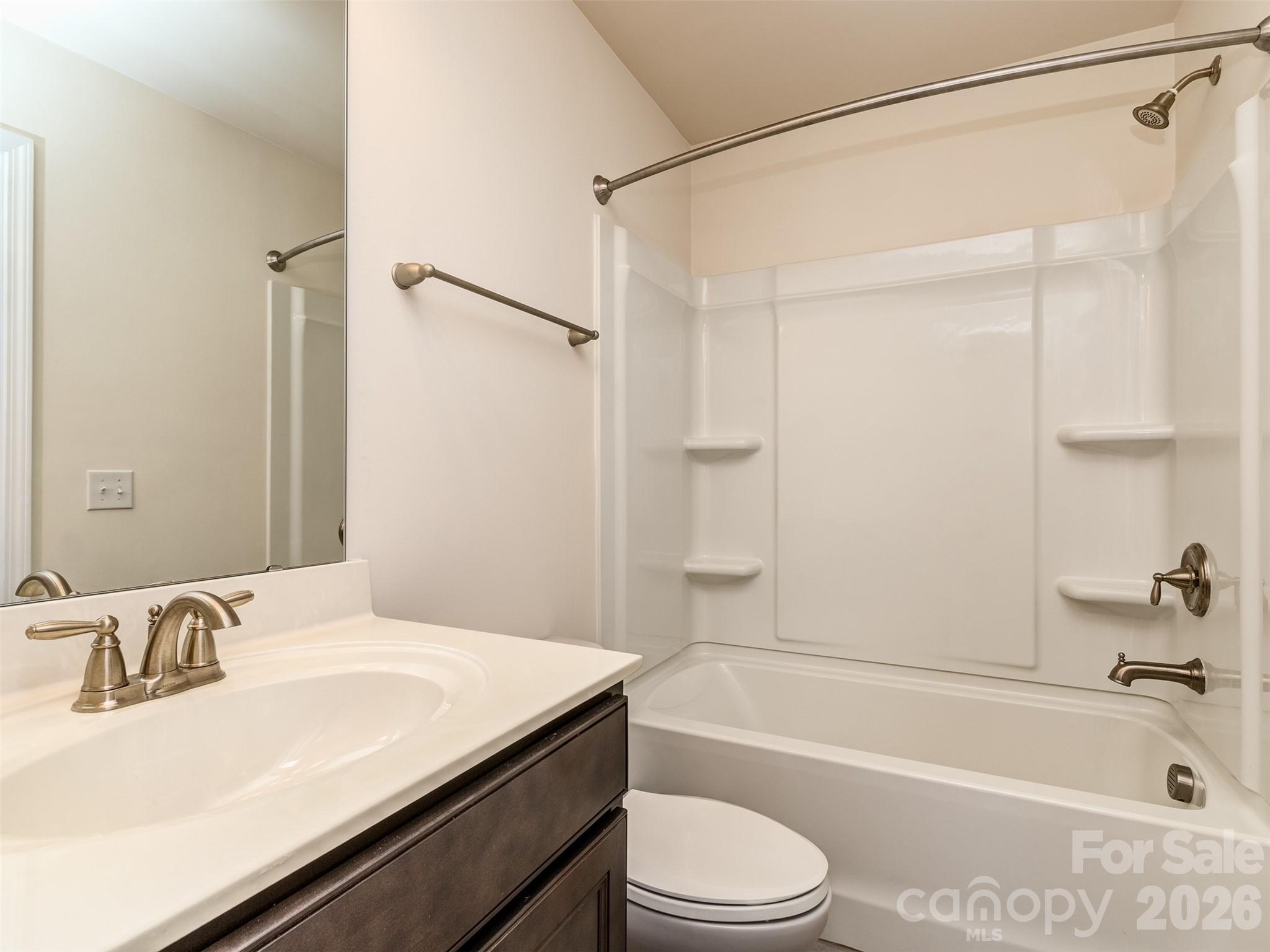 10433 Honeyfur Court — Charlotte