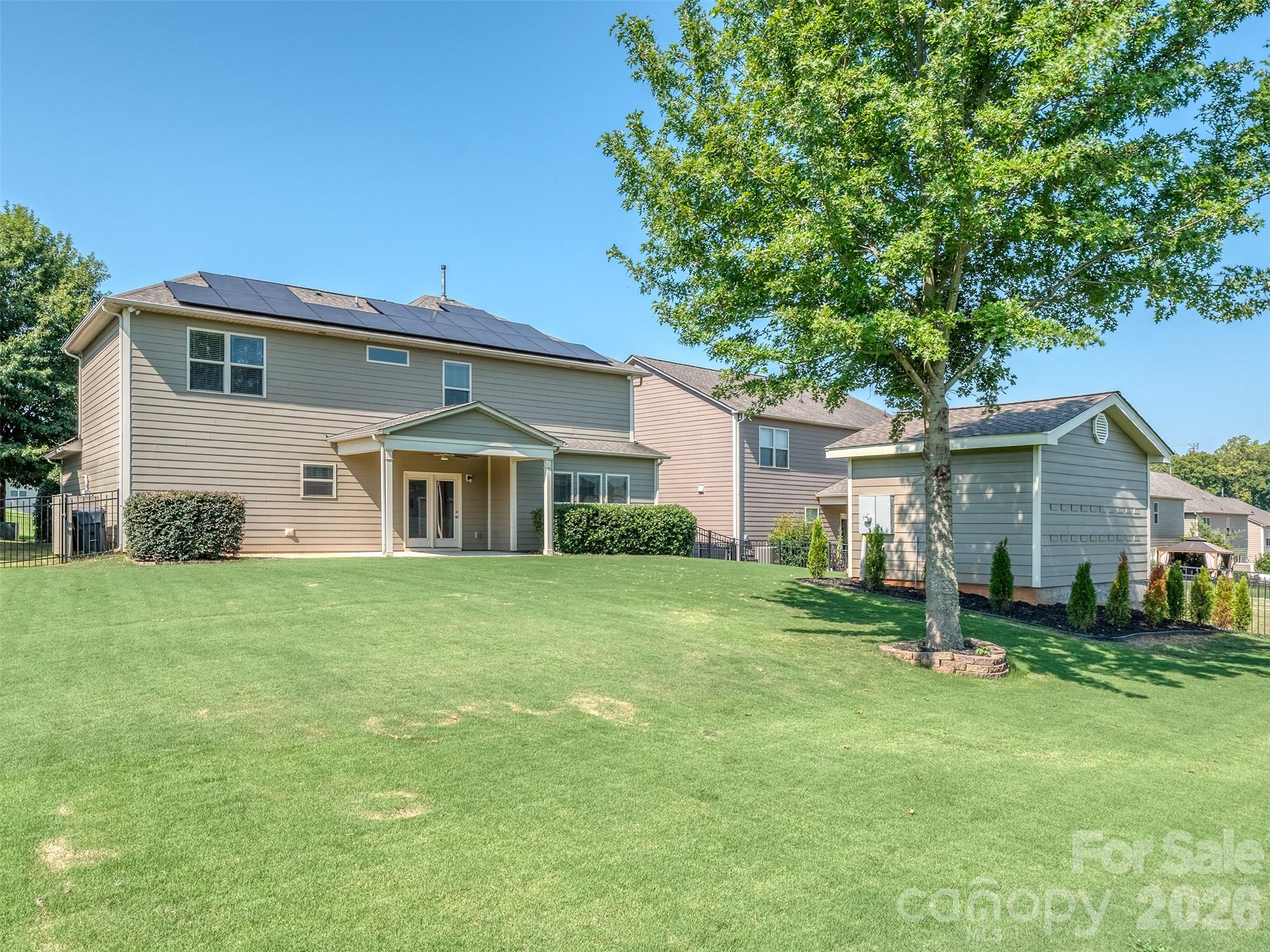 10433 Honeyfur Court — Charlotte