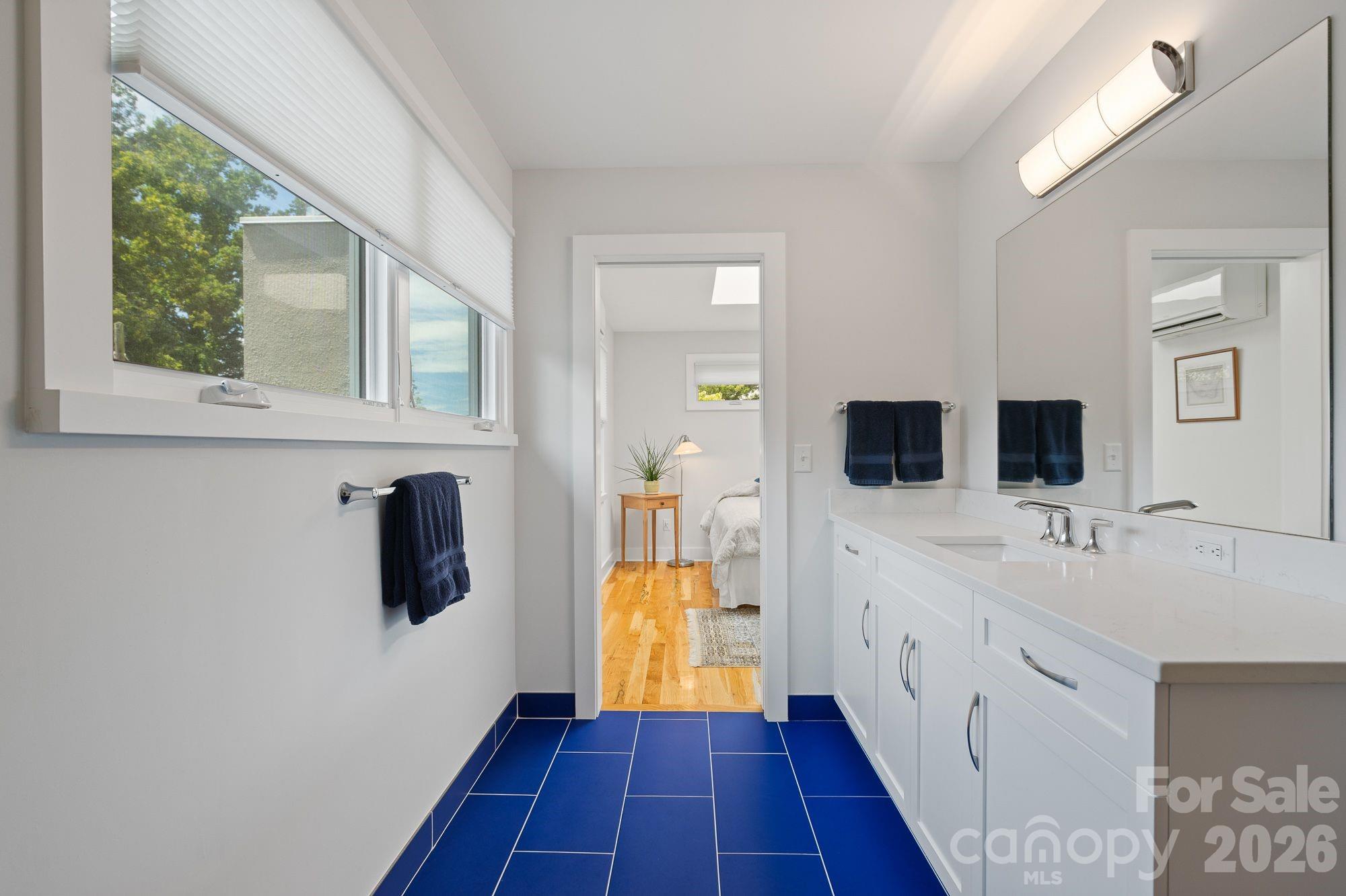 497 Kimberly Avenue — Asheville