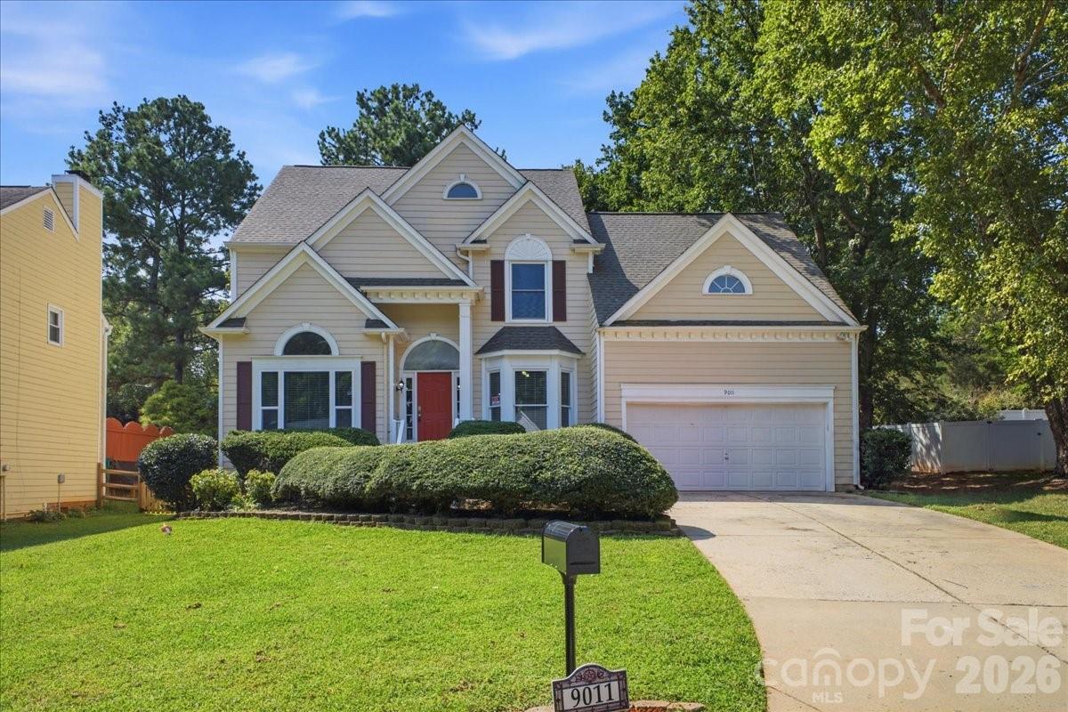9011 Coleshire Court — Charlotte