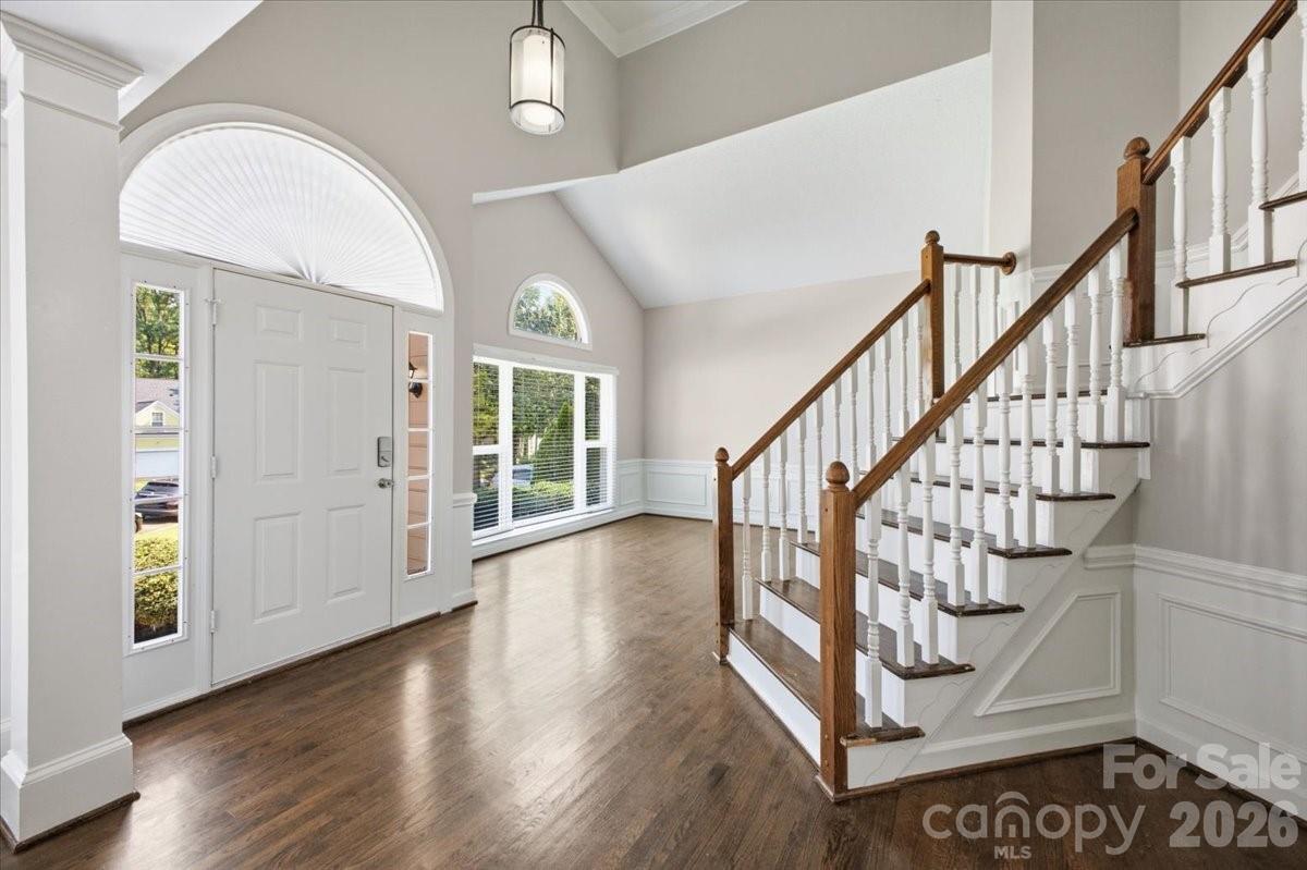 9011 Coleshire Court — Charlotte