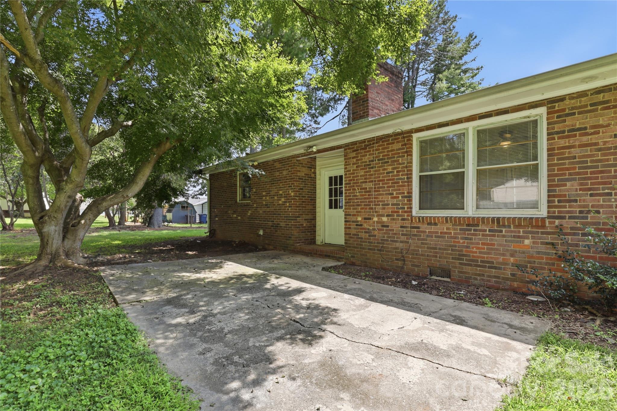 2819 Randolph Road — Statesville