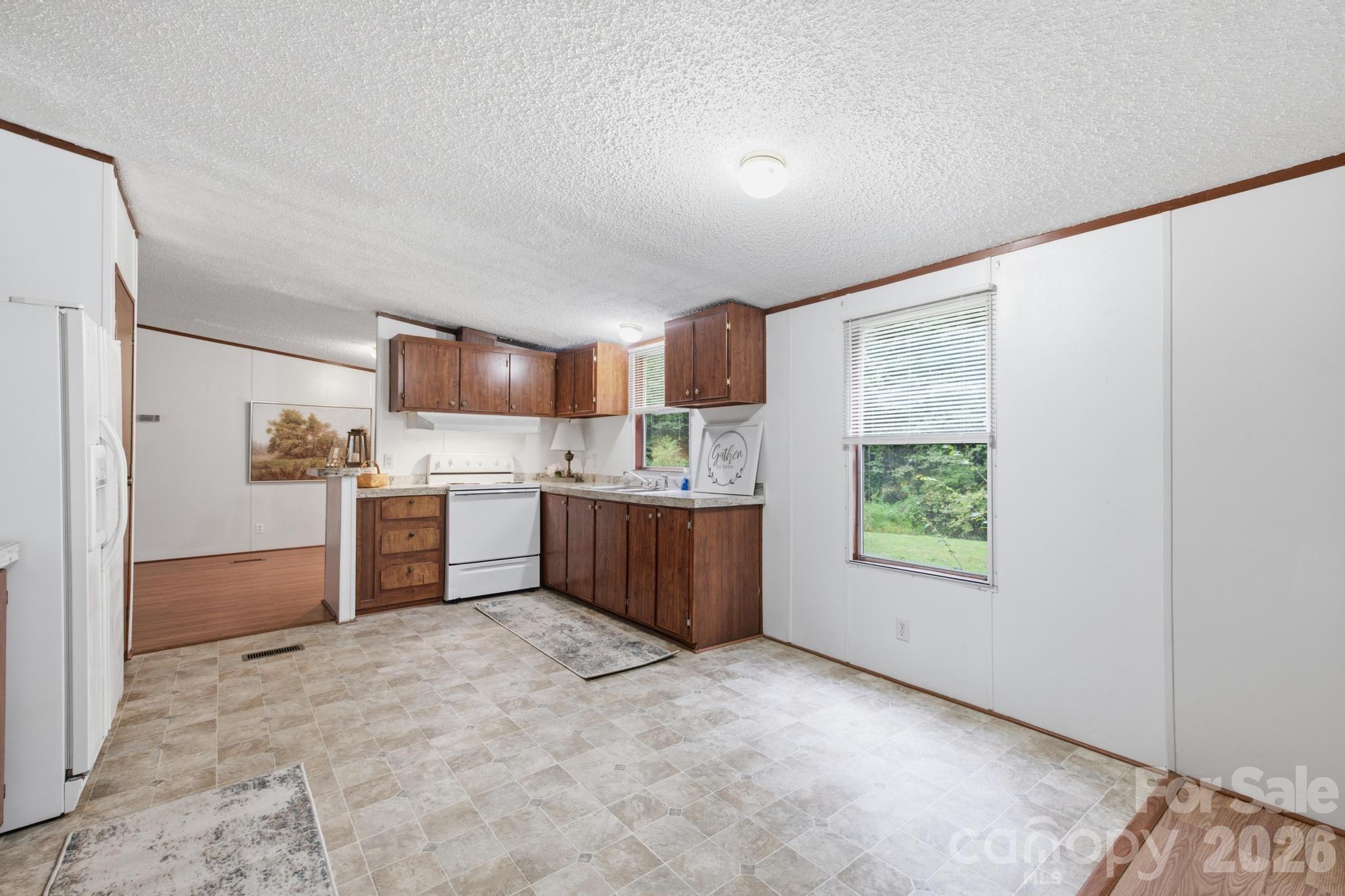4904 HWY 90 Highway — Collettsville