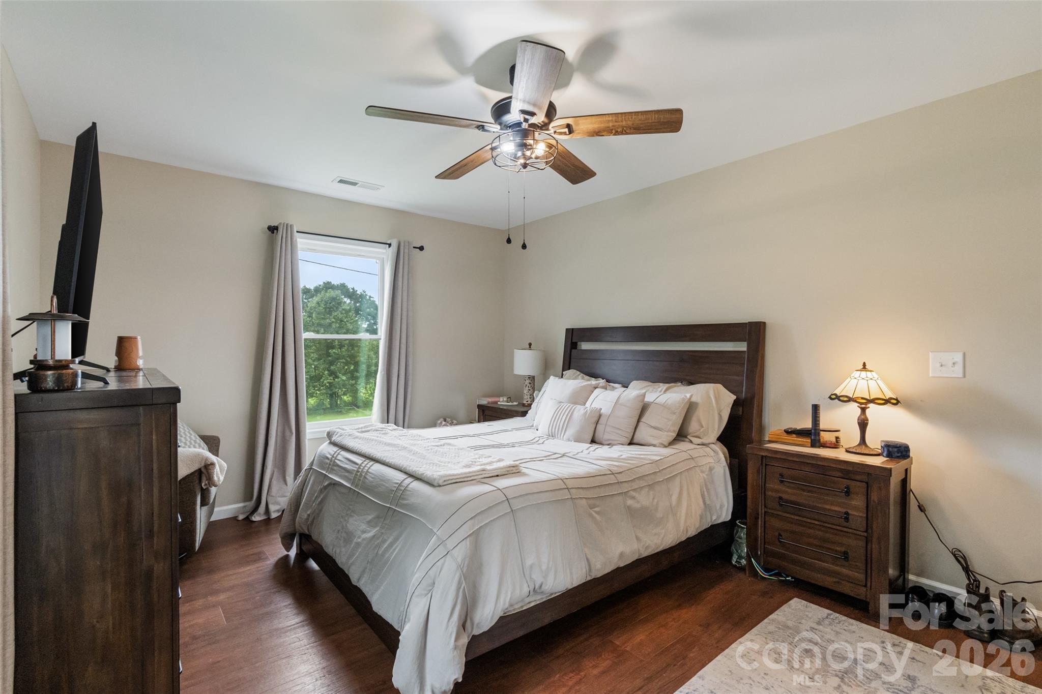 6060 Lineberger Road — Sherrills Ford