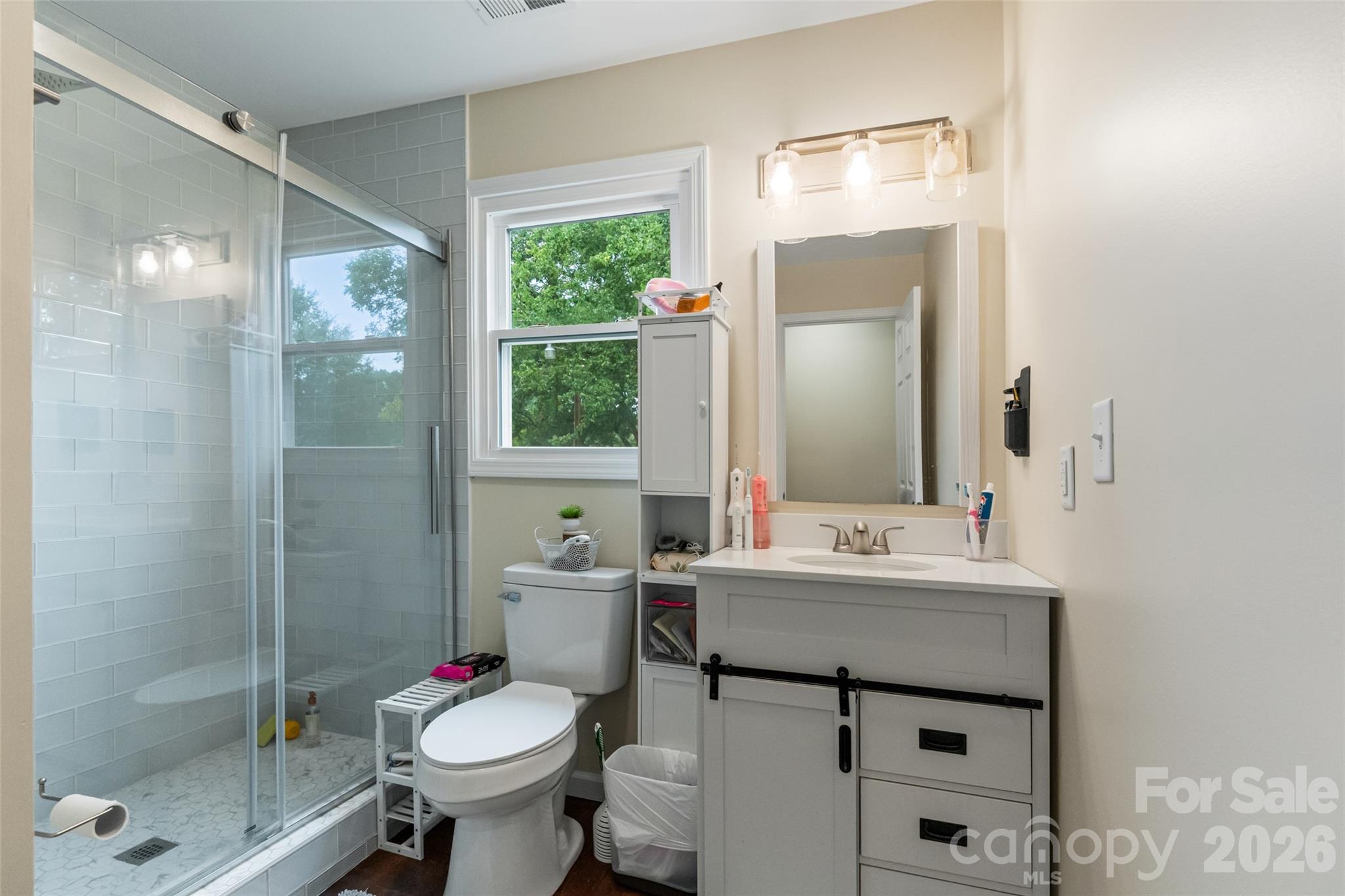 6060 Lineberger Road — Sherrills Ford