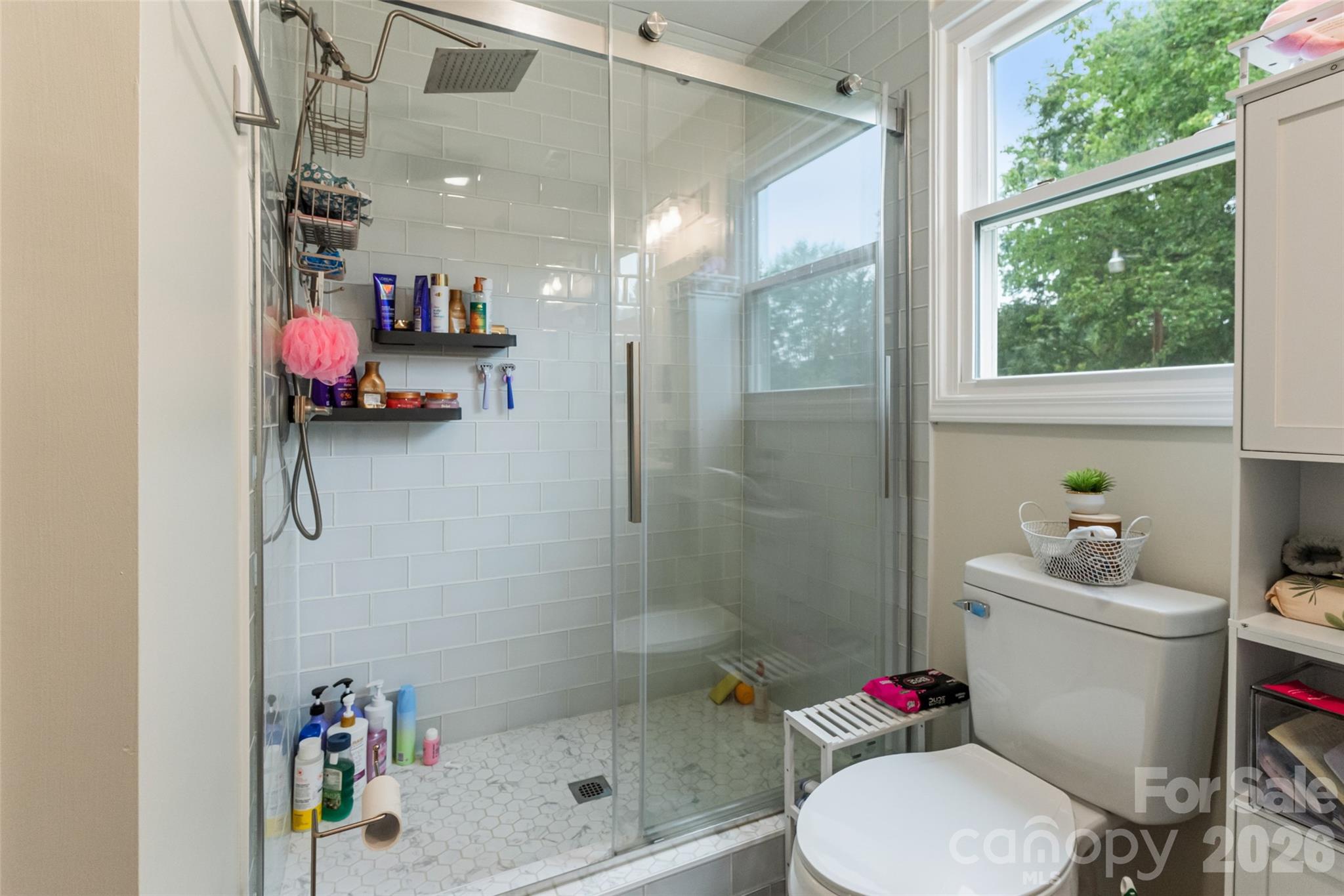 6060 Lineberger Road — Sherrills Ford