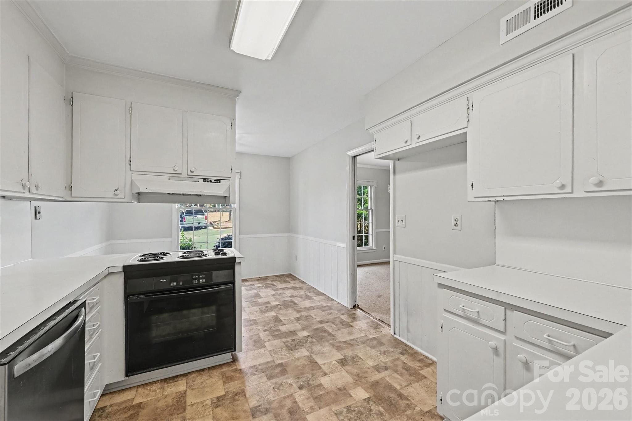6727 Constitution Lane — Charlotte