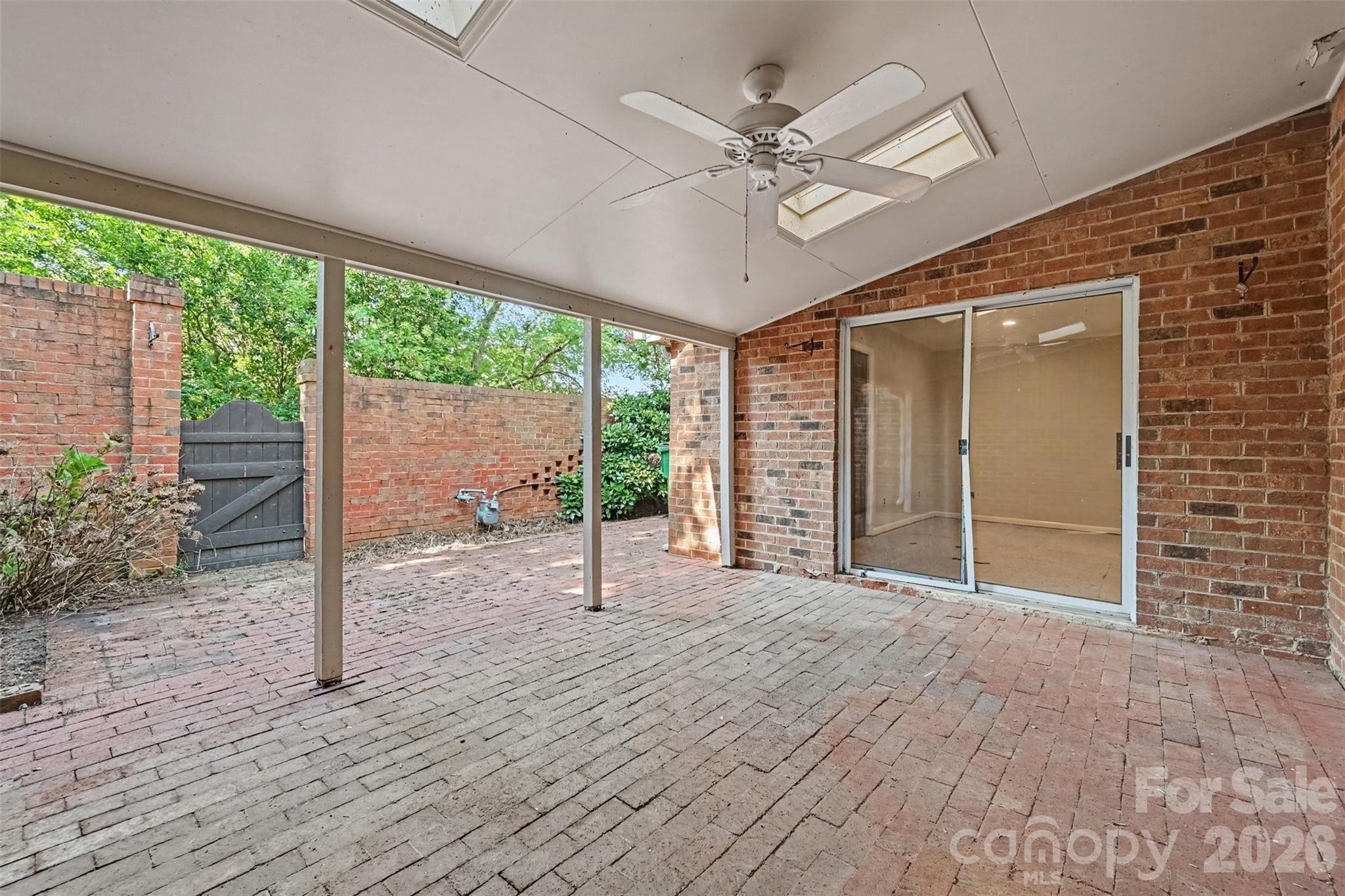 6727 Constitution Lane — Charlotte