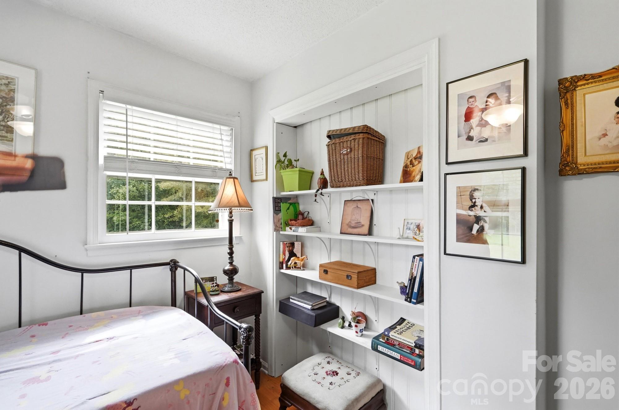 205 Airport Road — Wesley Chapel