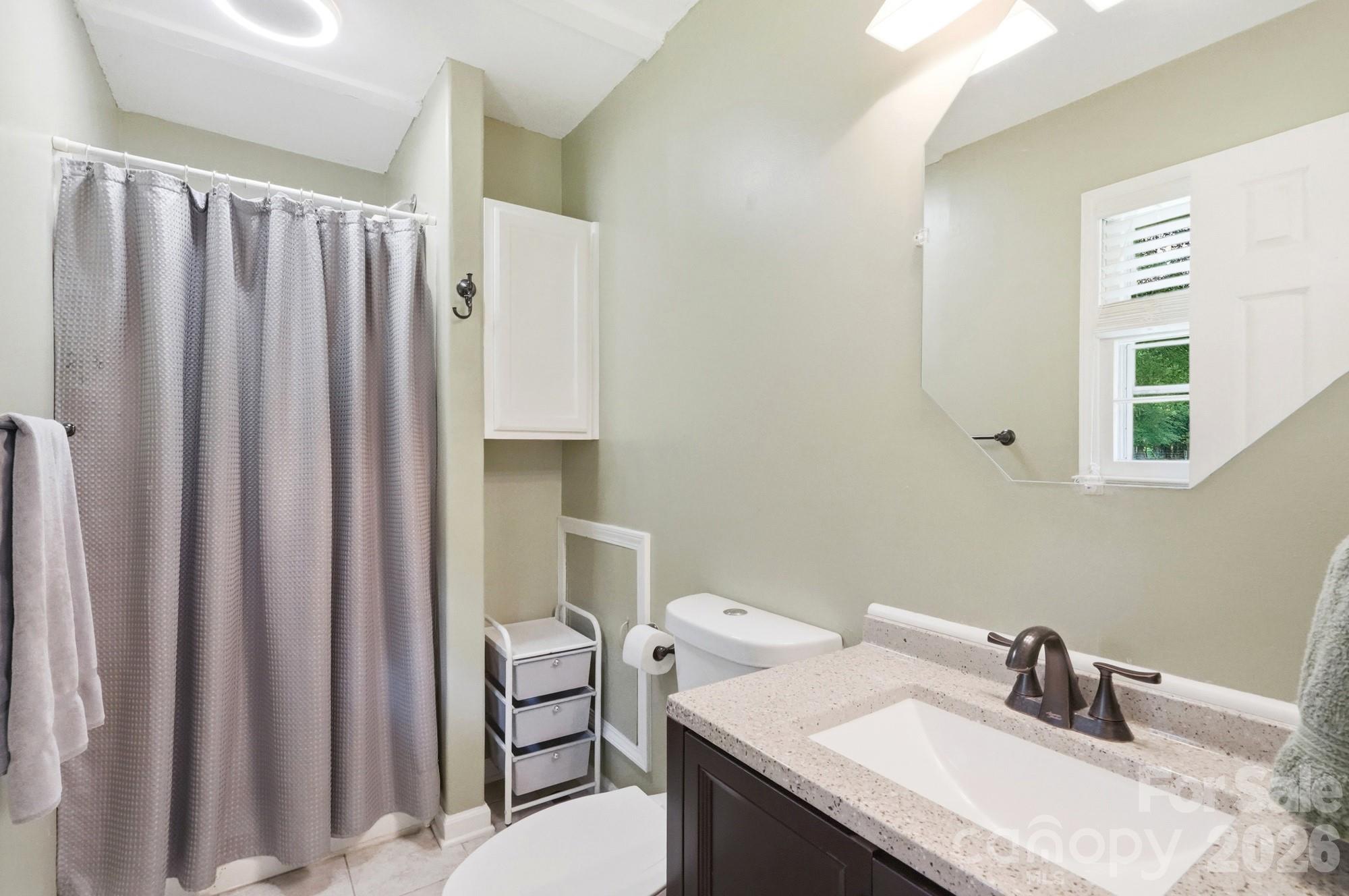 205 Airport Road — Wesley Chapel