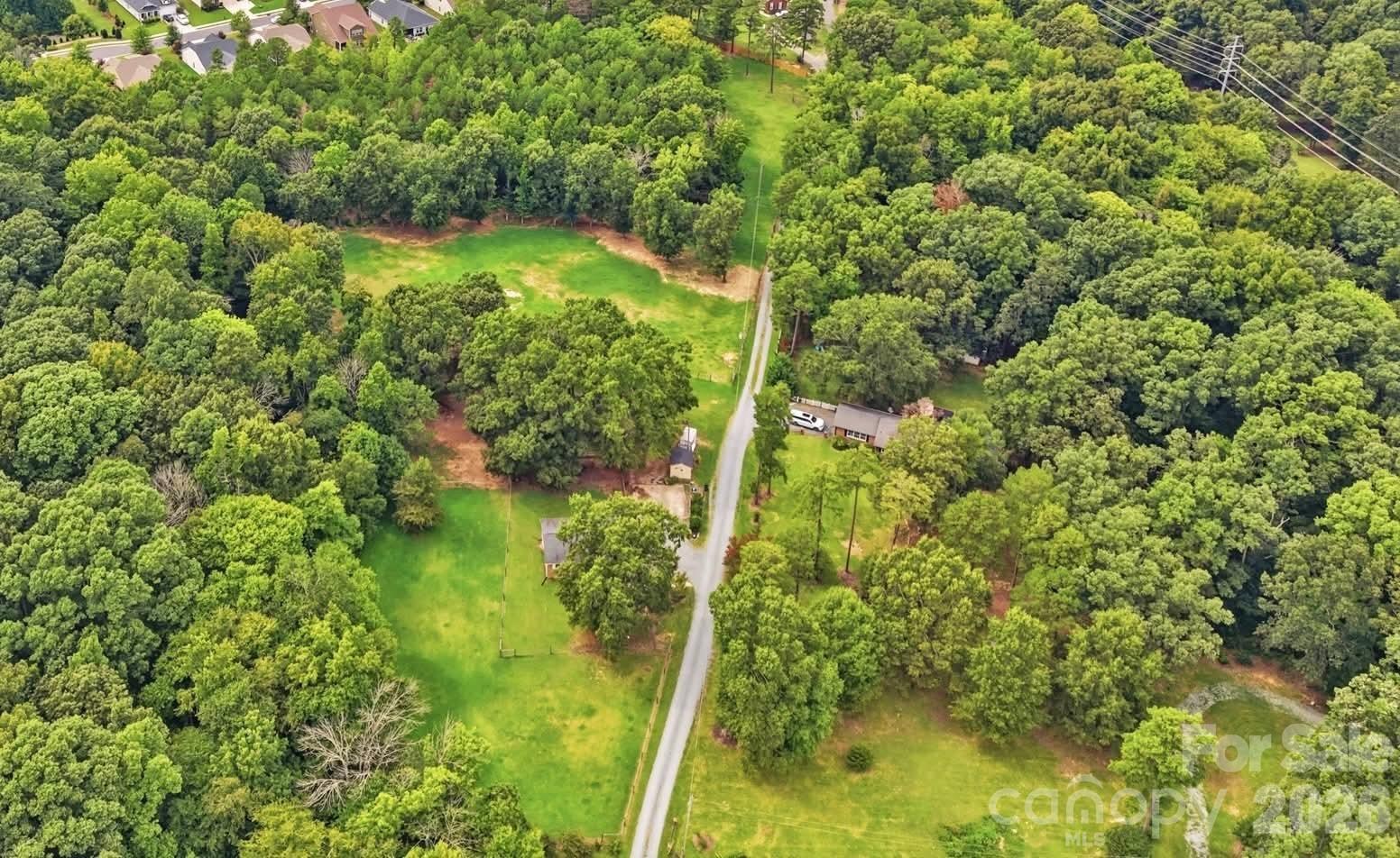 205 Airport Road — Wesley Chapel