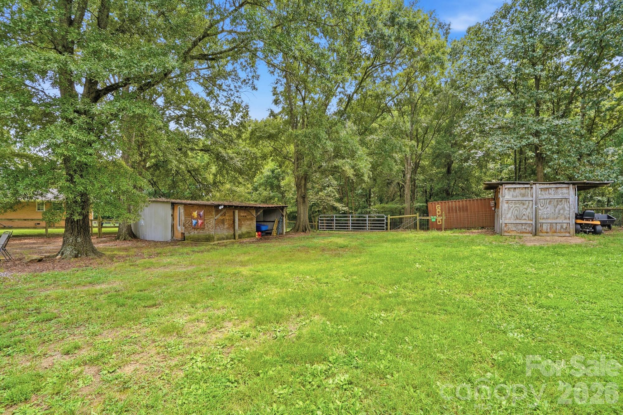 205 Airport Road — Wesley Chapel