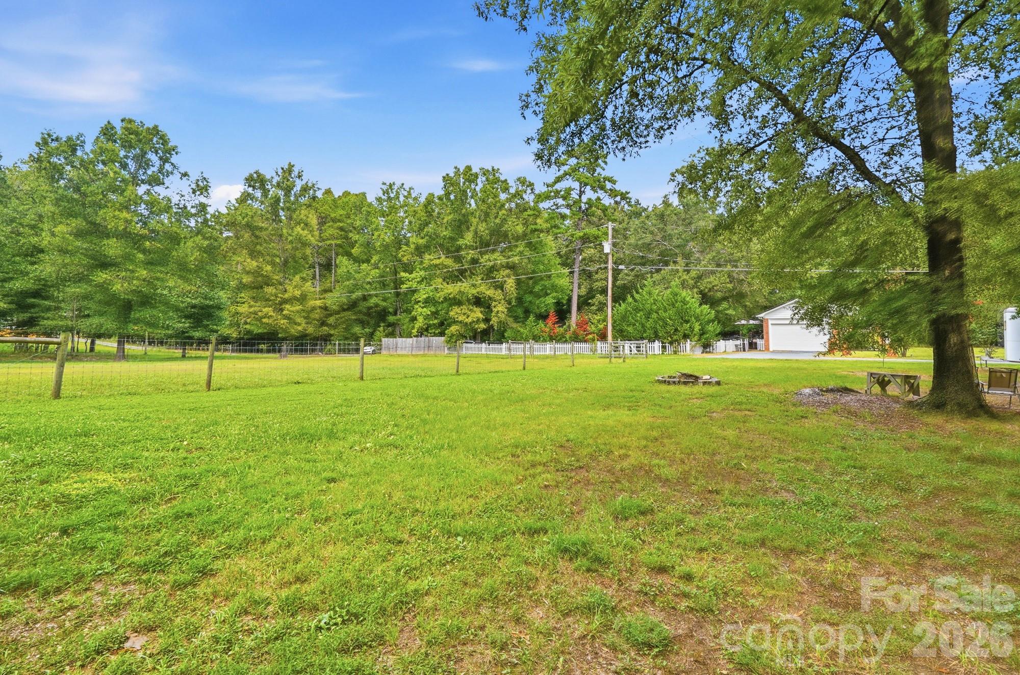 205 Airport Road — Wesley Chapel