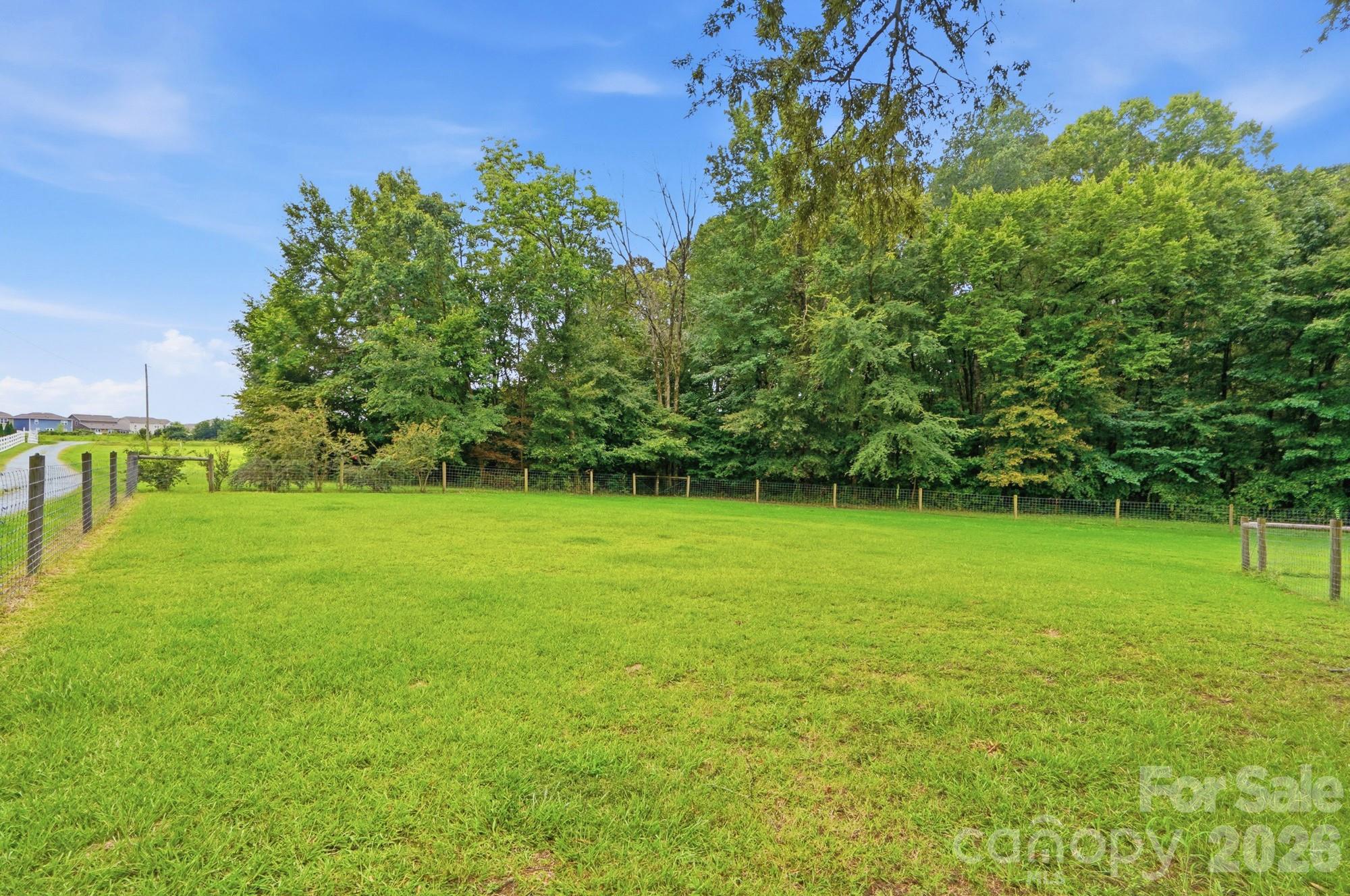205 Airport Road — Wesley Chapel