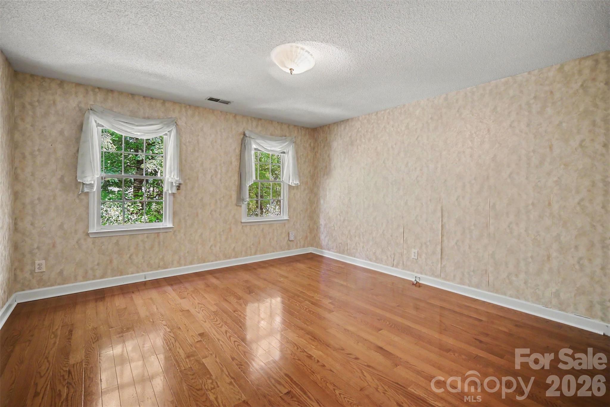 8805 Crosstimbers Drive — Charlotte