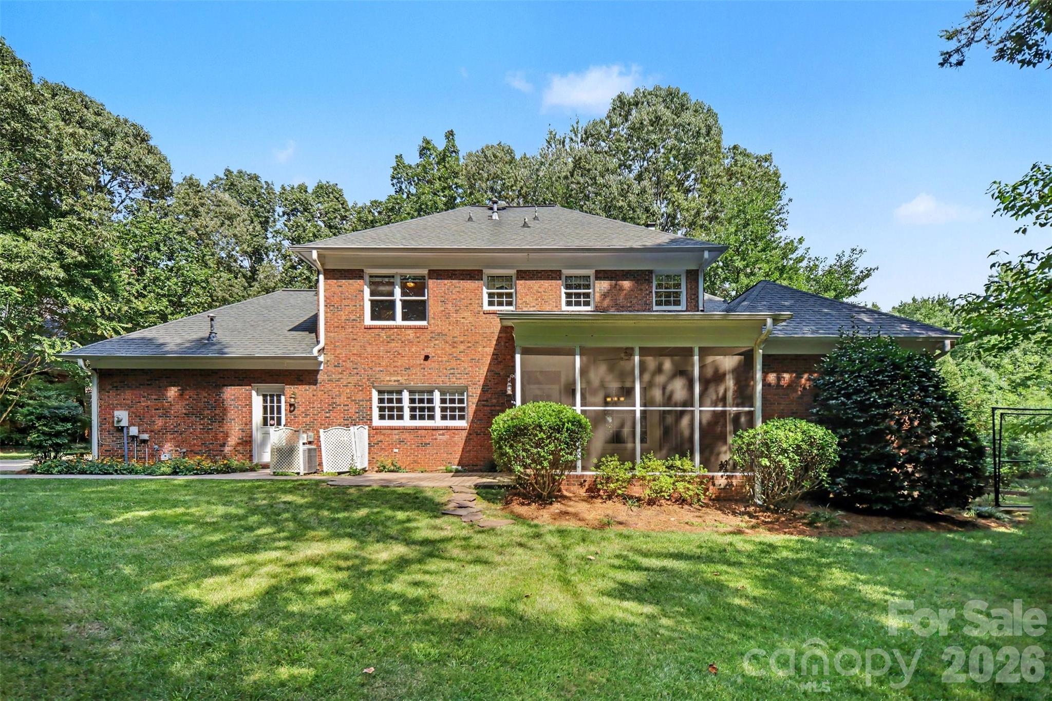 8805 Crosstimbers Drive — Charlotte