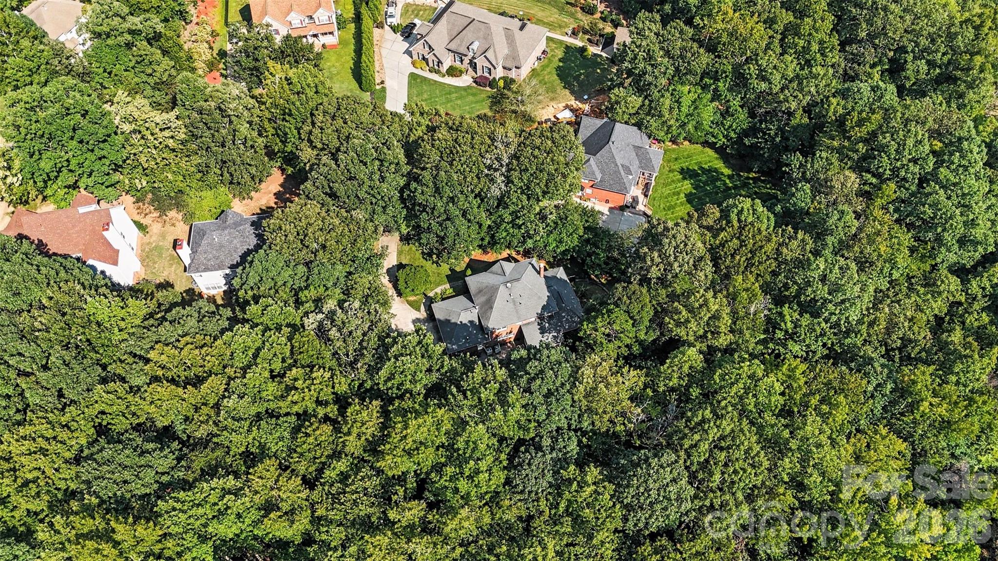 8805 Crosstimbers Drive — Charlotte