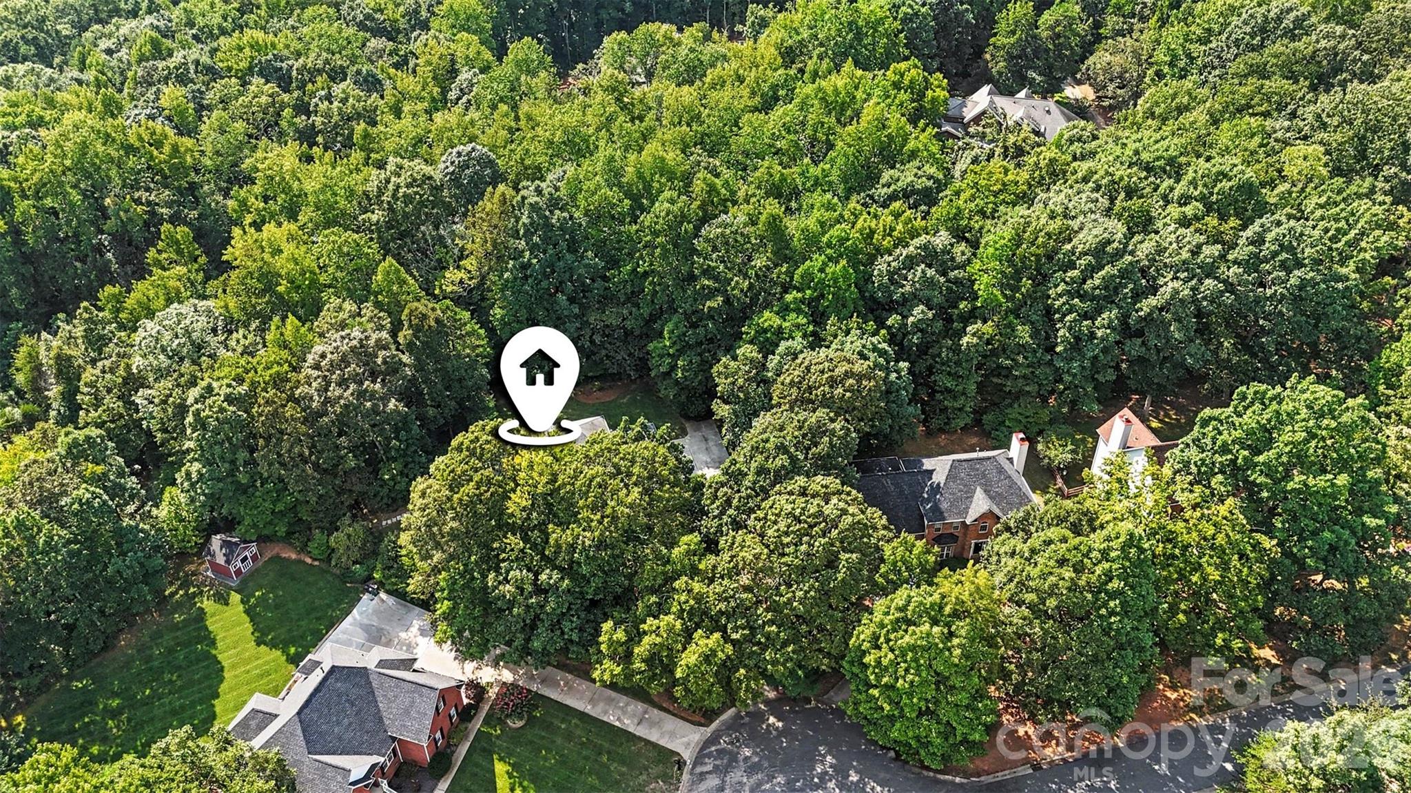 8805 Crosstimbers Drive — Charlotte