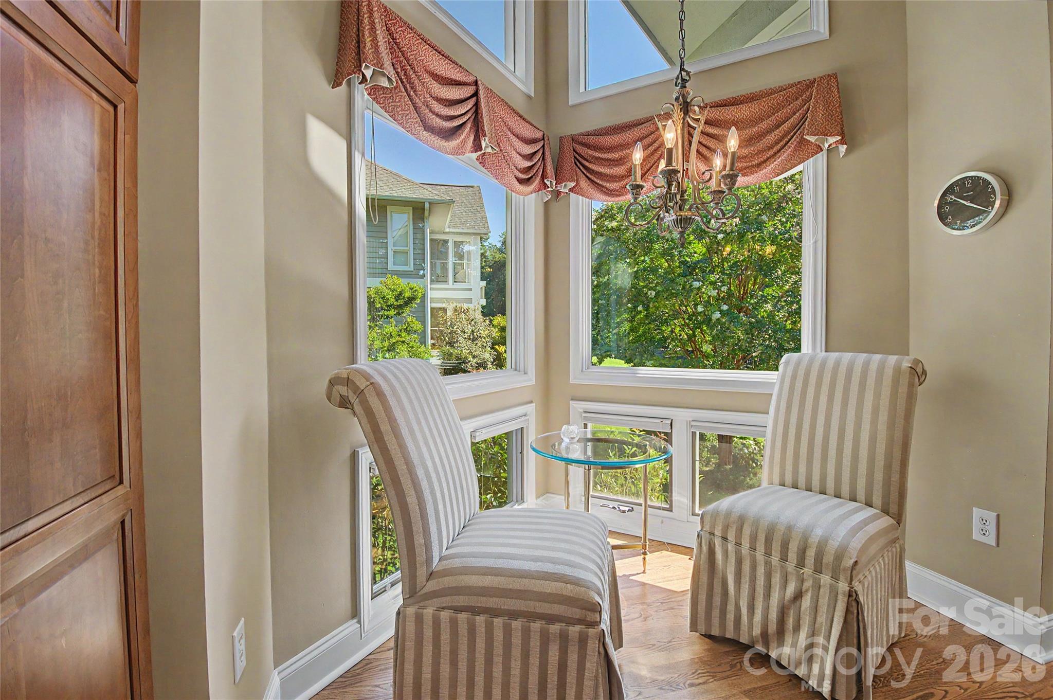 104 Overlook Drive — Flat Rock
