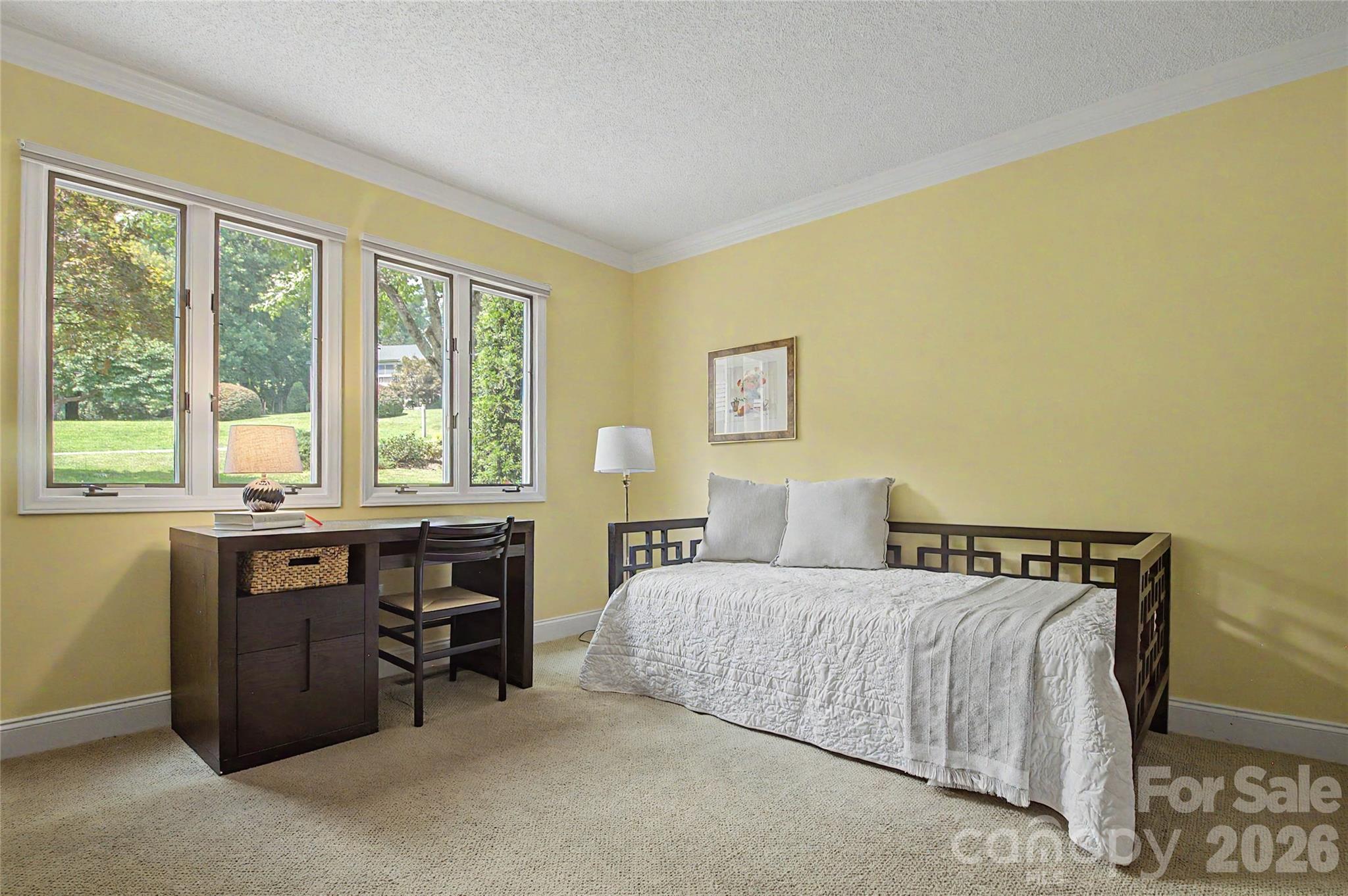 104 Overlook Drive — Flat Rock