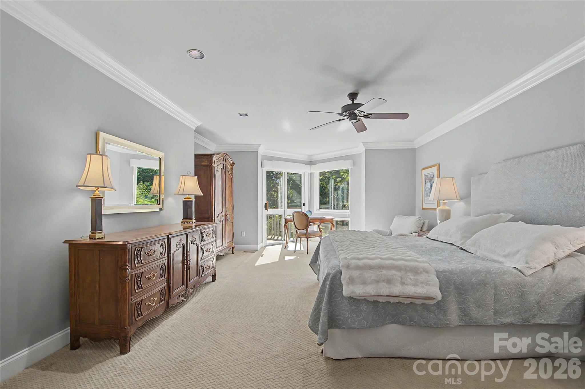104 Overlook Drive — Flat Rock